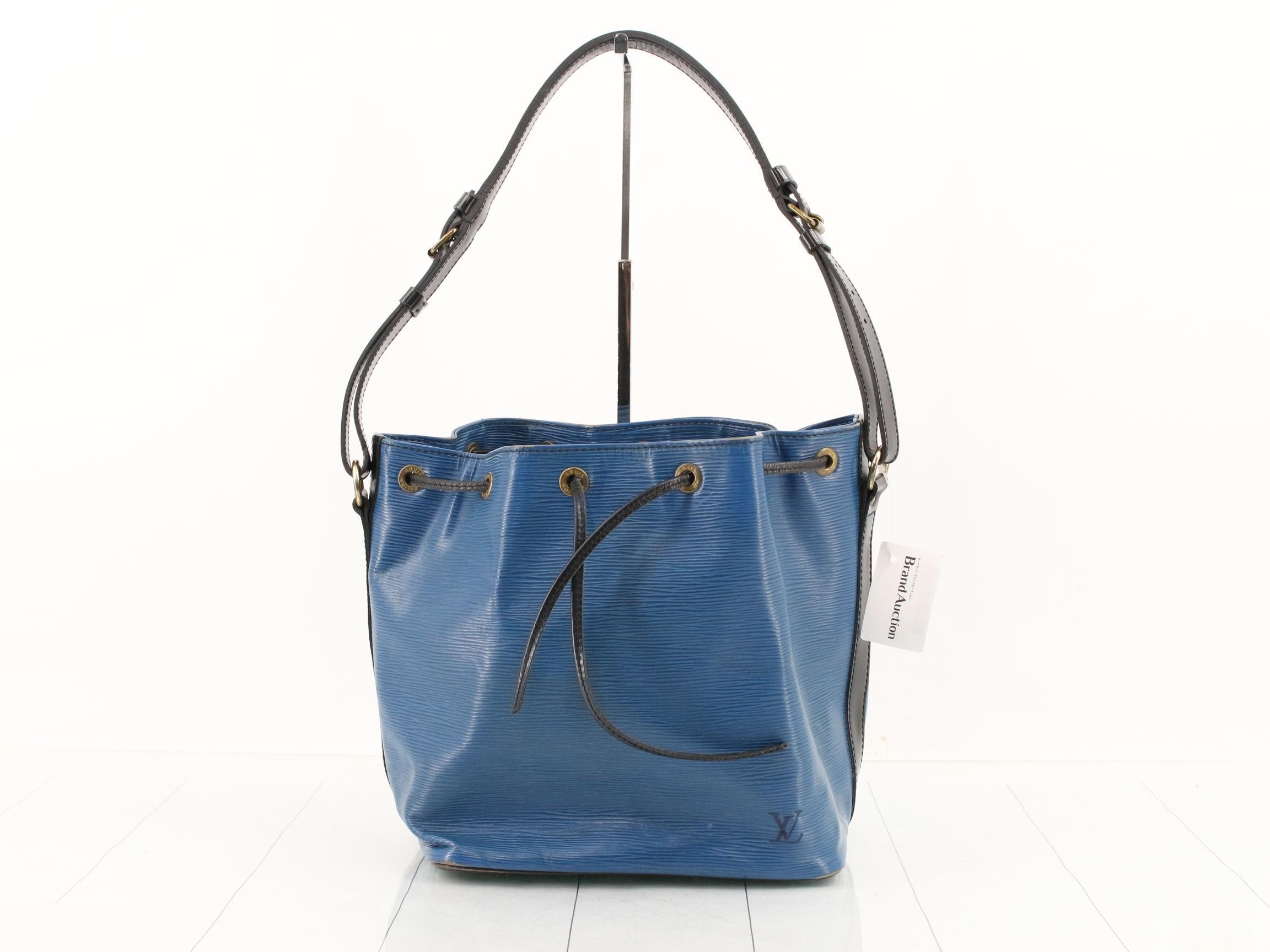 Epi Shoulder Bag