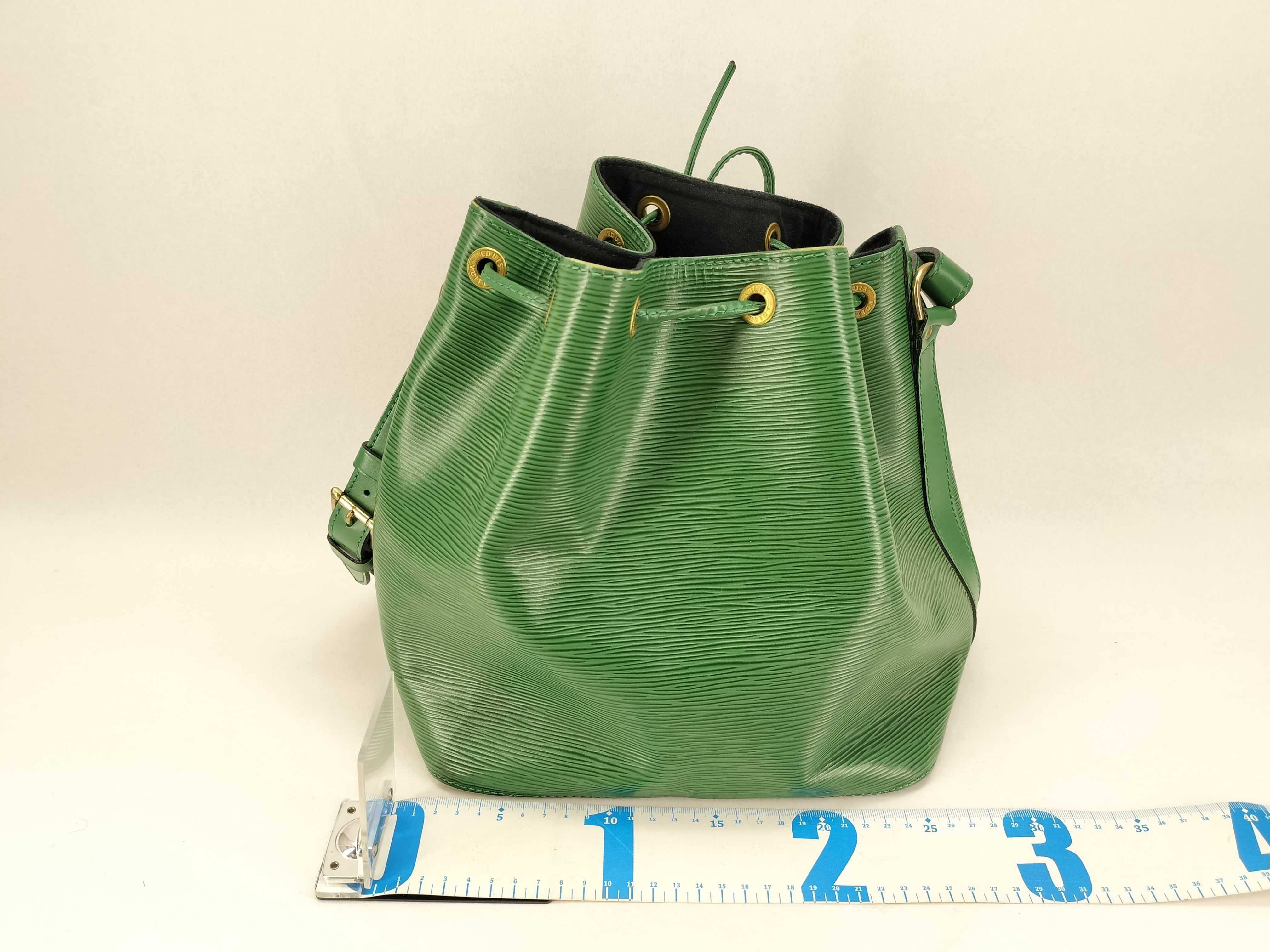 Epi Petit Noé Shoulder Bag — view 2