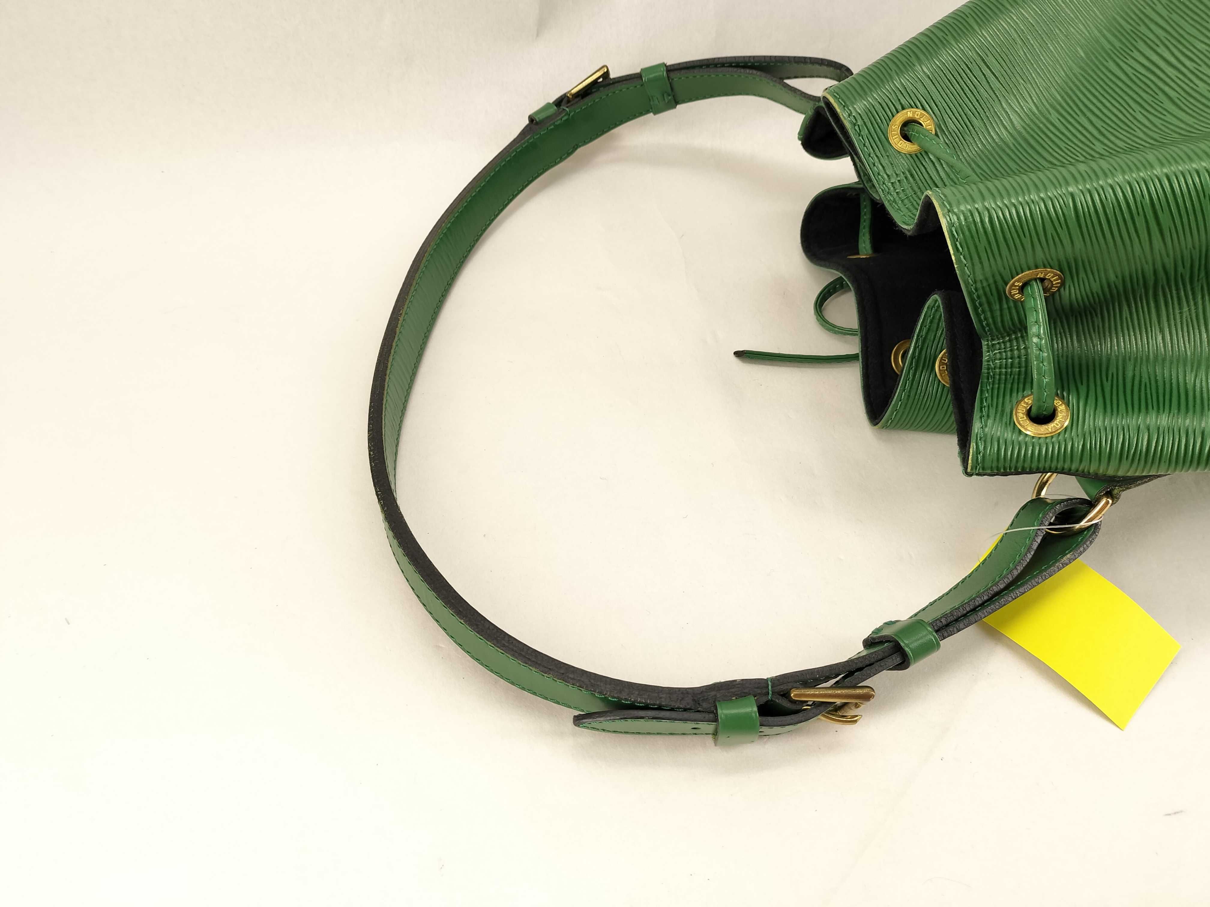 Epi Petit Noé Shoulder Bag — view 3