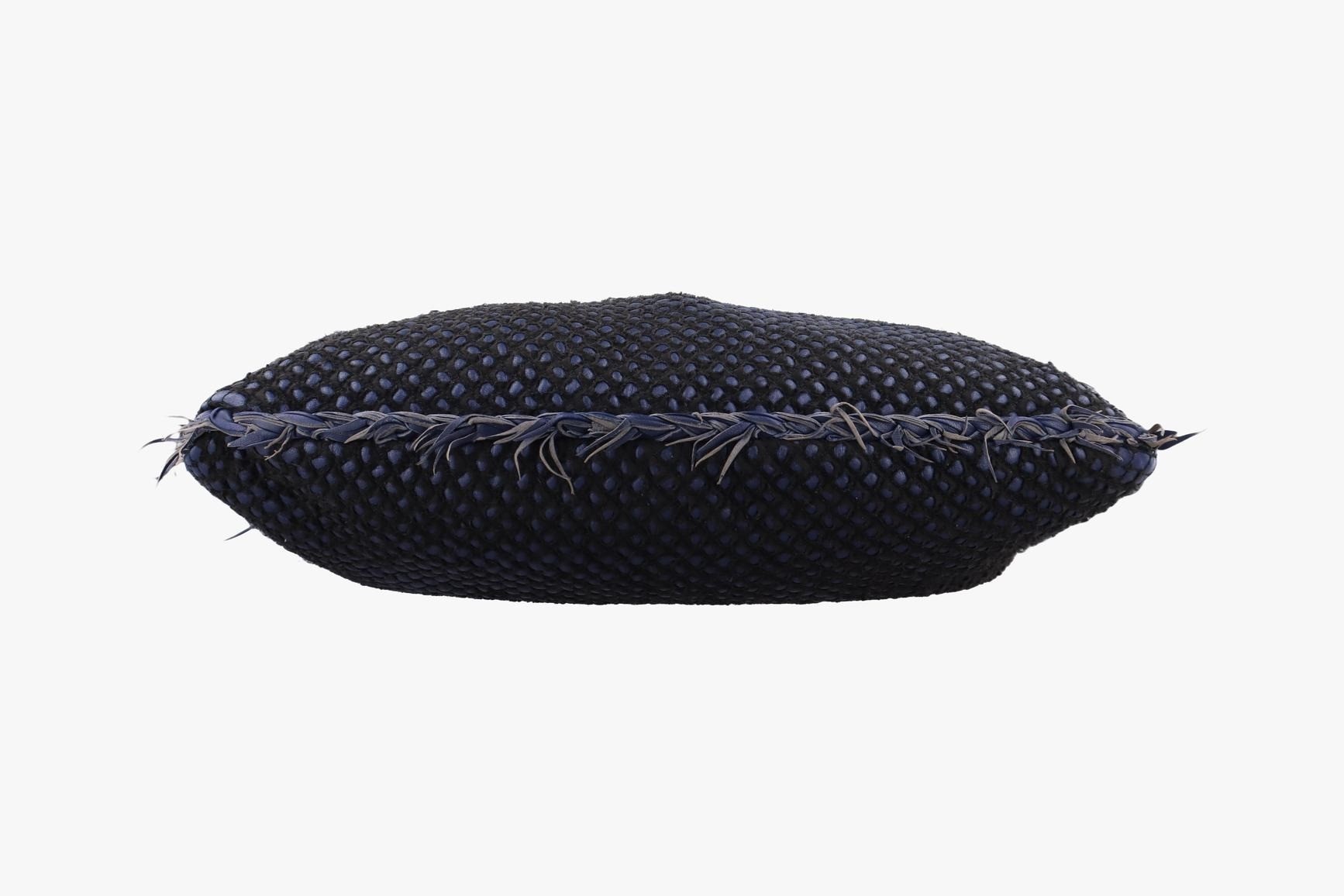 Intrecciato lambskin, navy — view 3