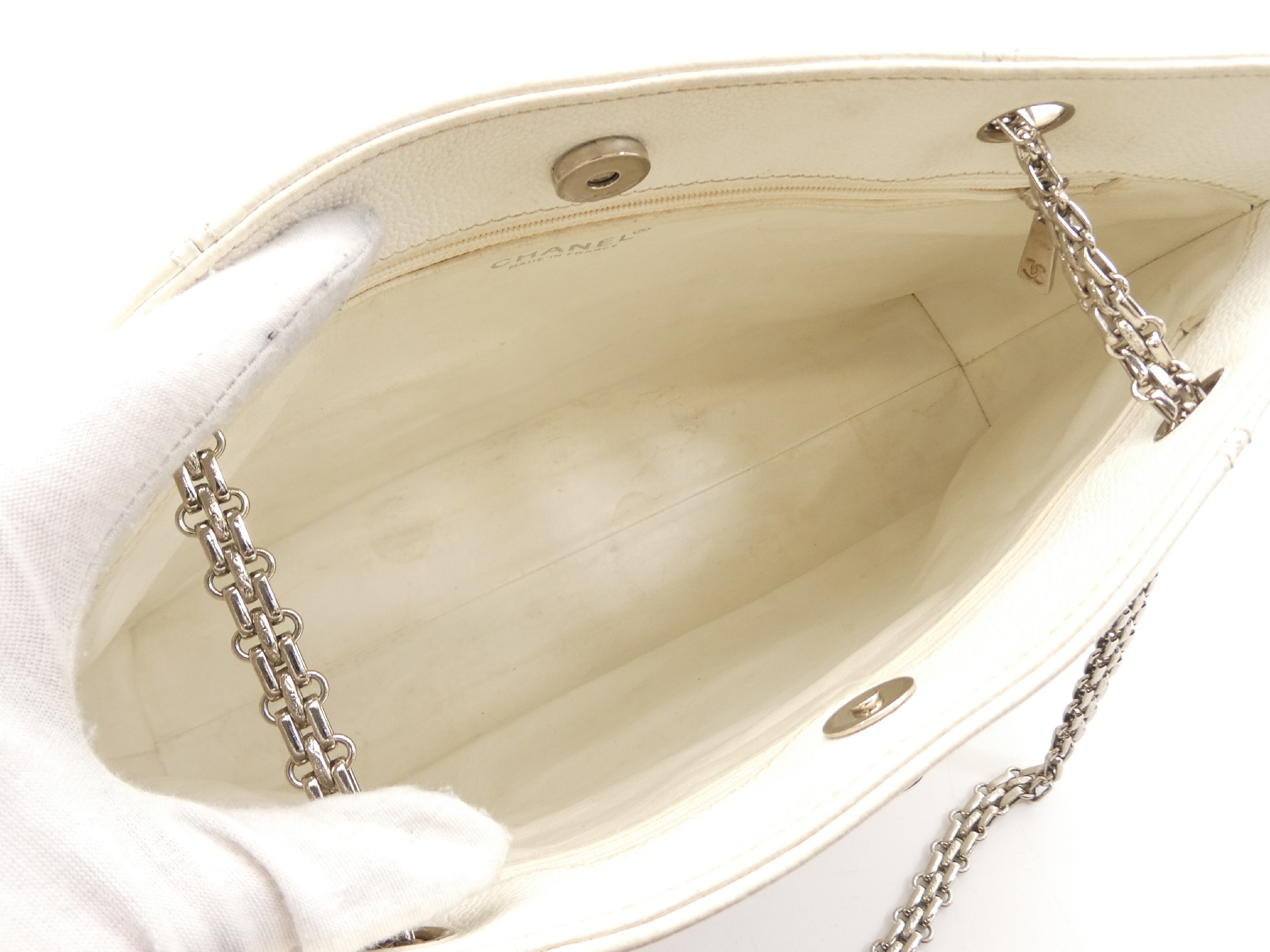 Coco Mark Caviar Skin Chain Tote Bag — view 7