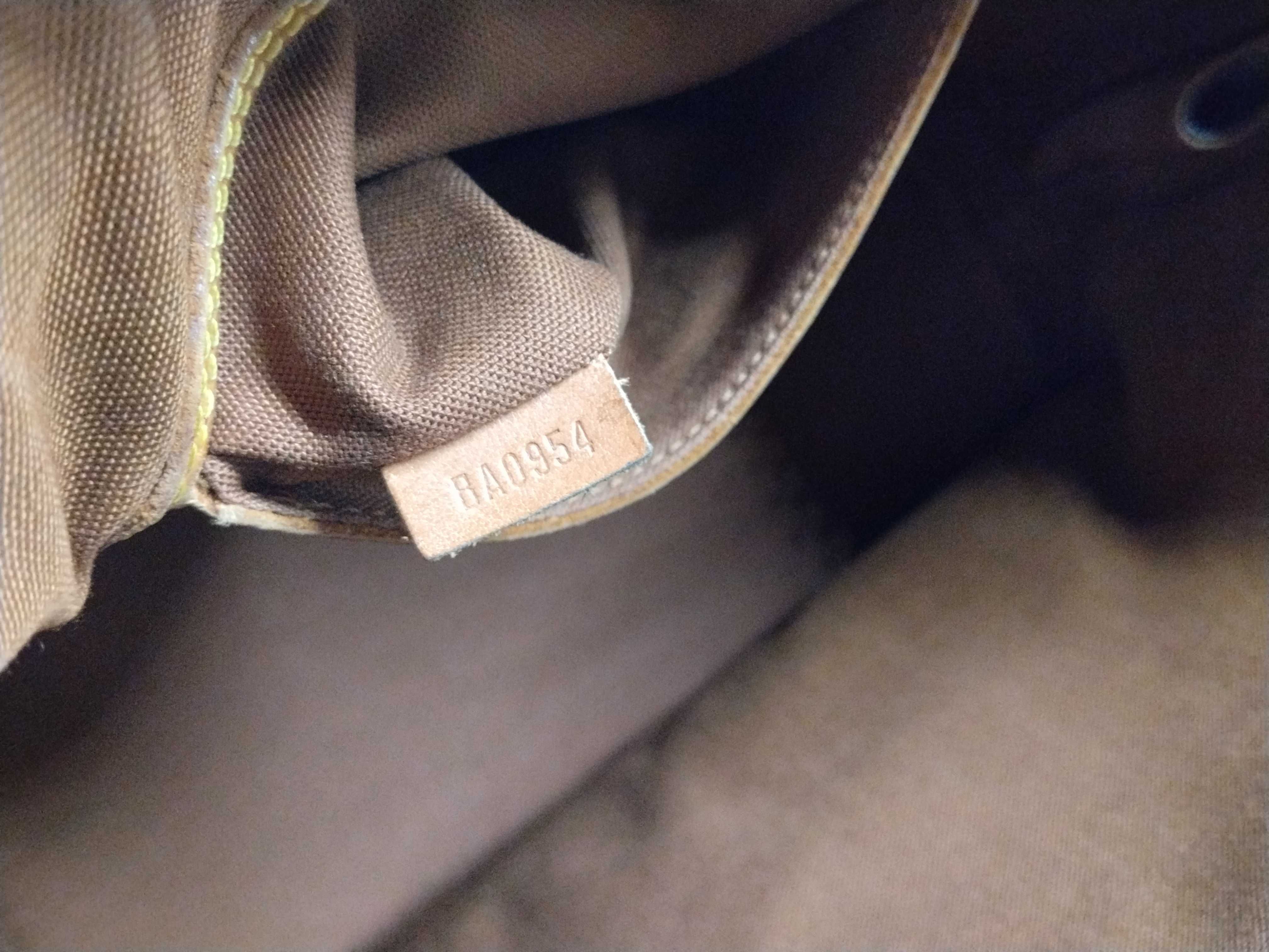 Monogram M40878 Alma MM Handbag — view 15