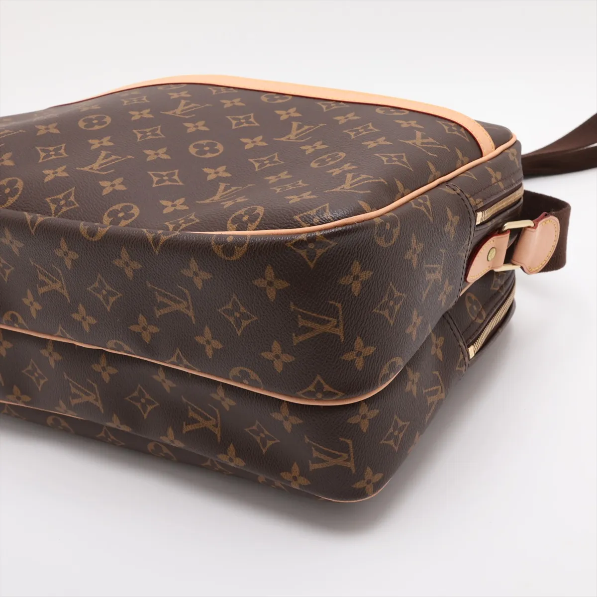 Monogram Reporter GM M45252 SP0053 Brown — view 3