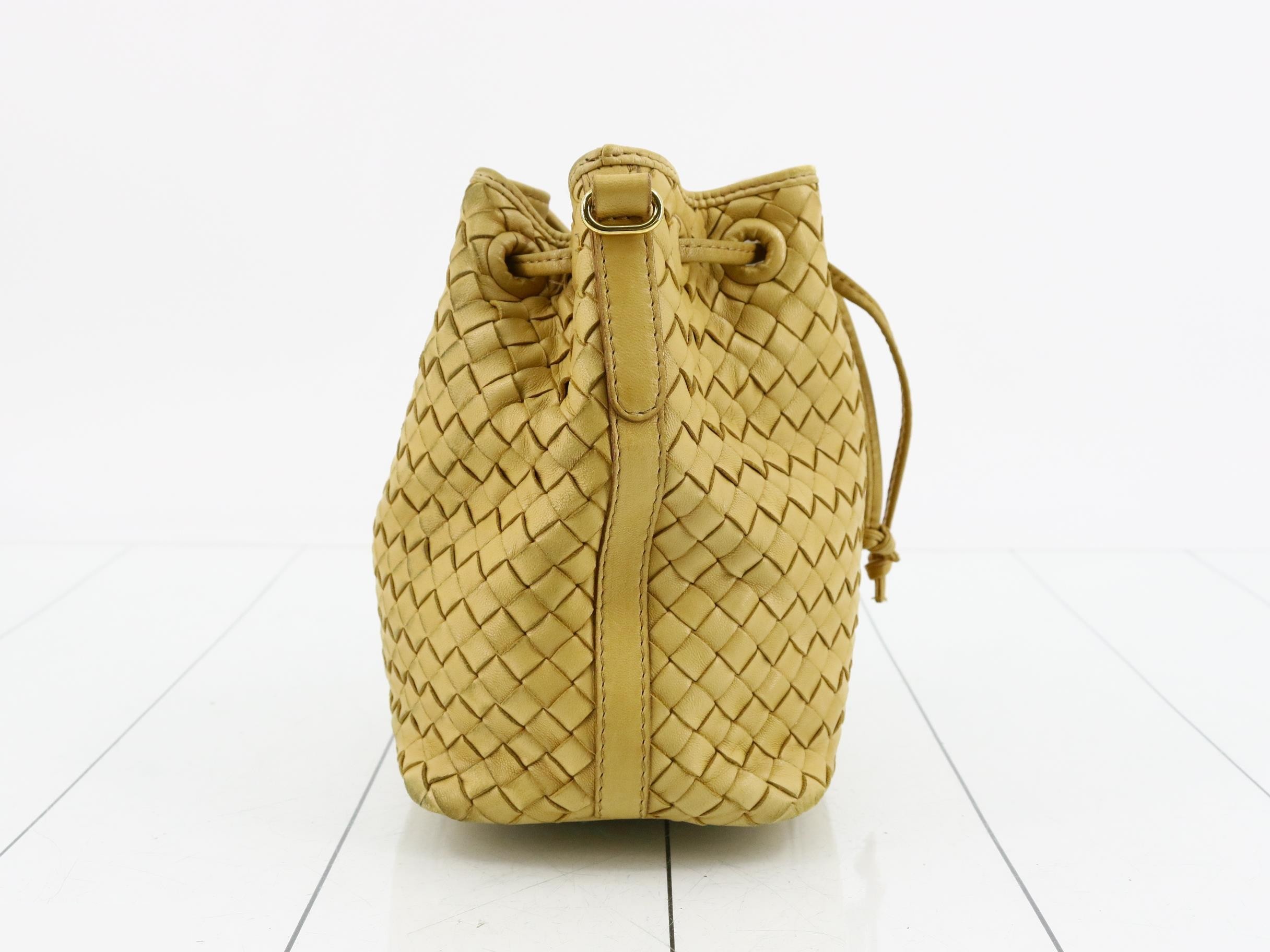 Intrecciato shoulder bag (shoulder strap missing) — view 4