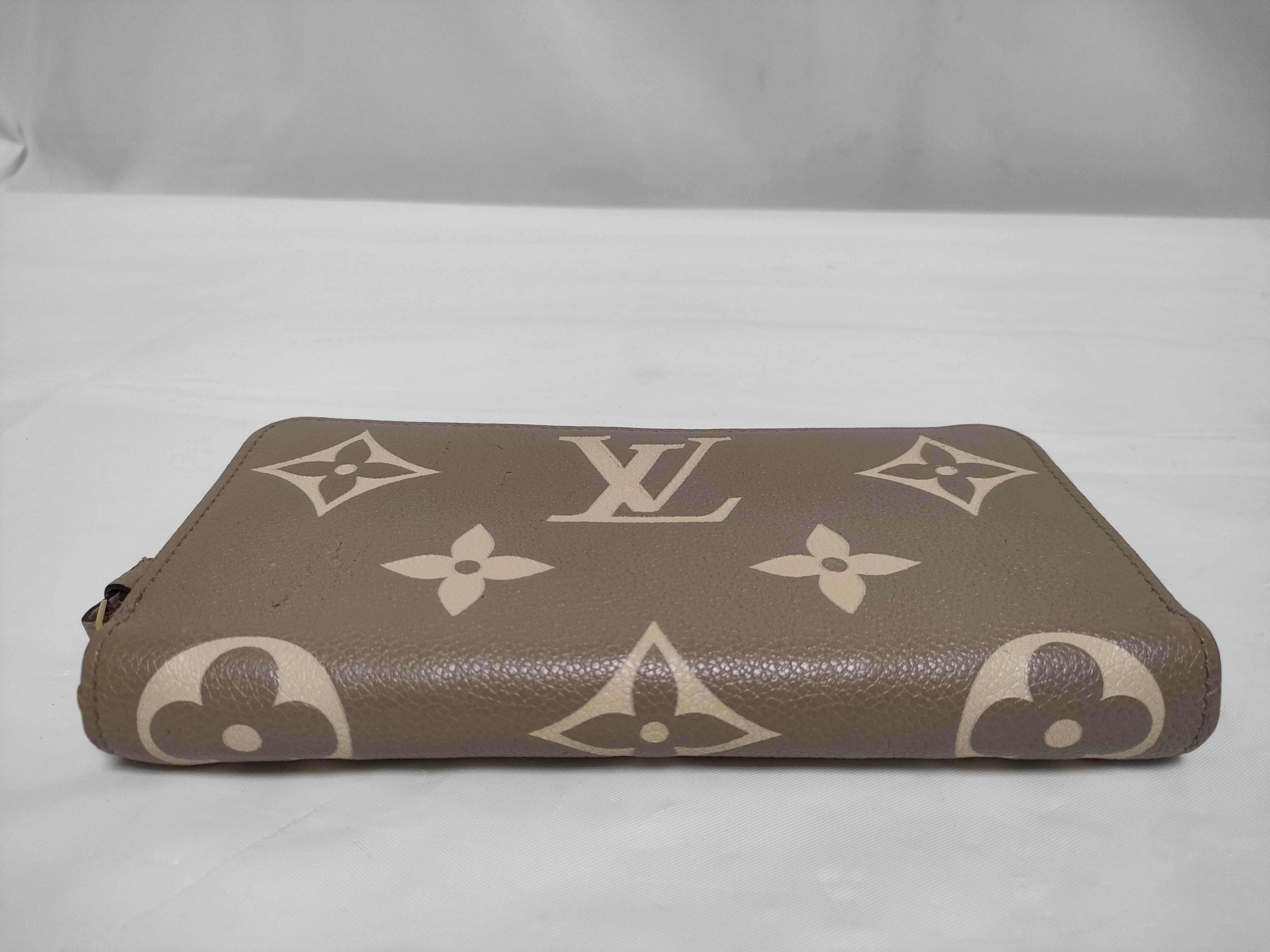 Bicolor Monogram Empreinte Zippy Wallet M69794 — view 4