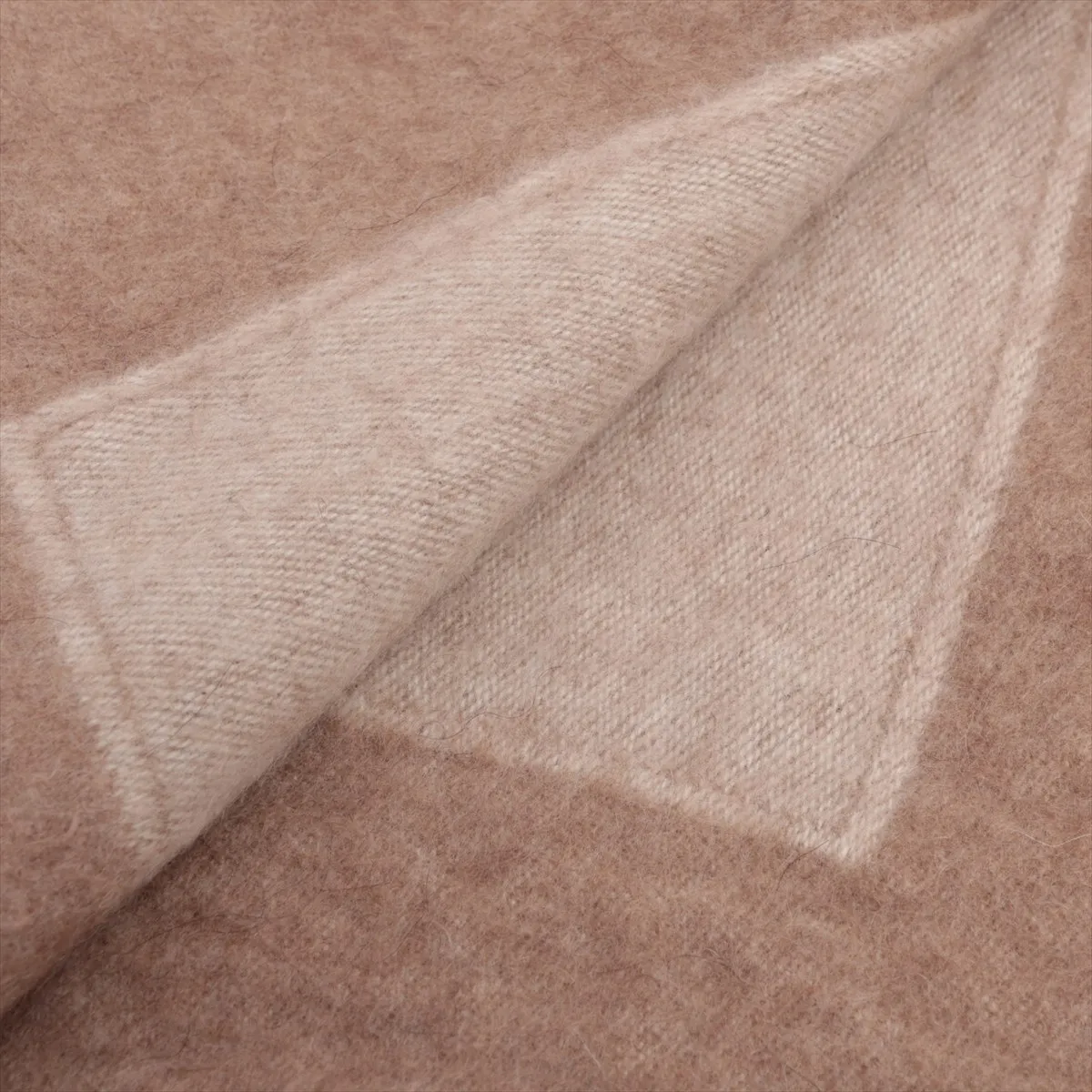 horsehair shawl, cashmere, beige. Shows signs of wear, — view 2