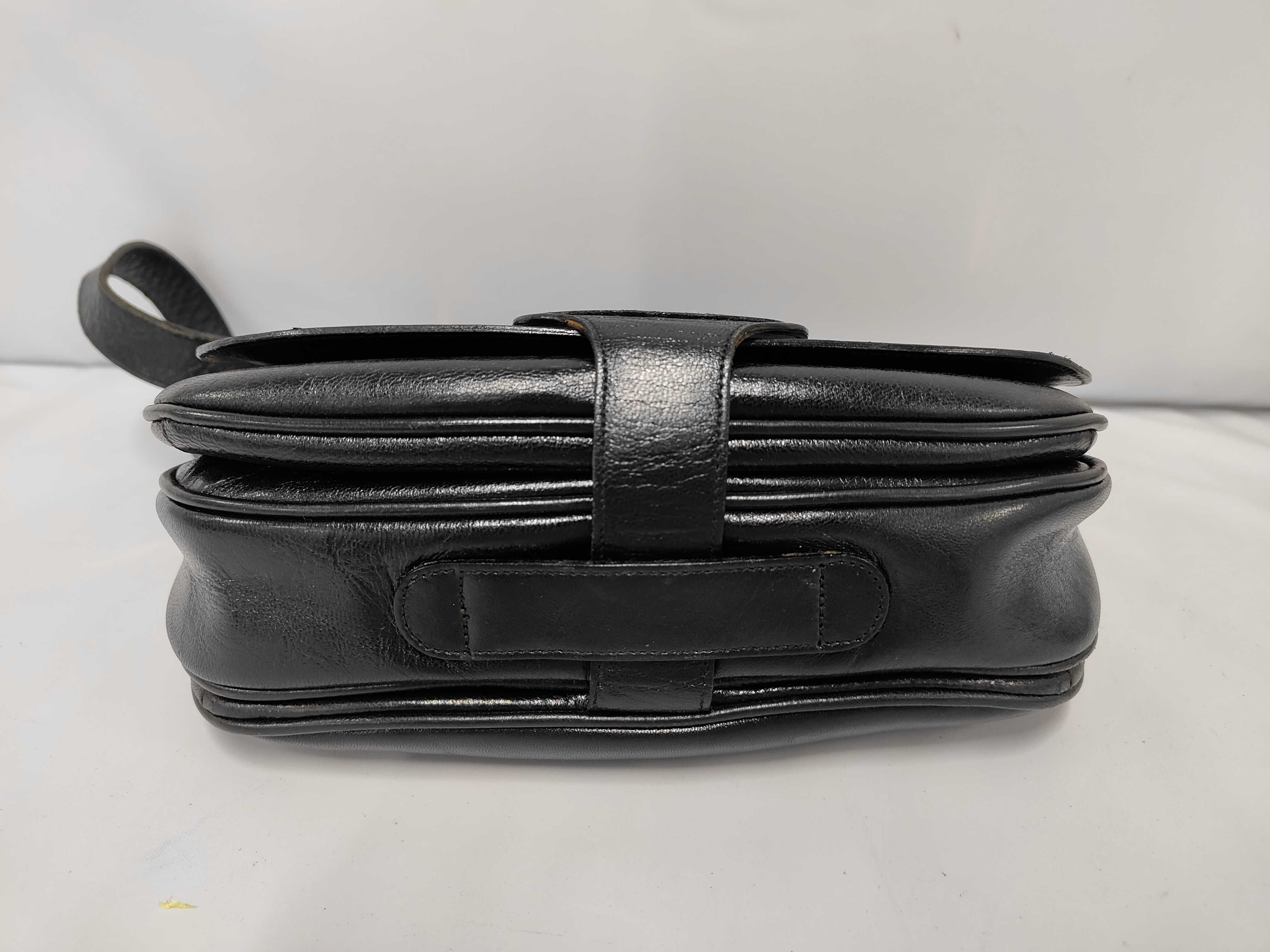 Triomphe Shoulder Bag — view 3