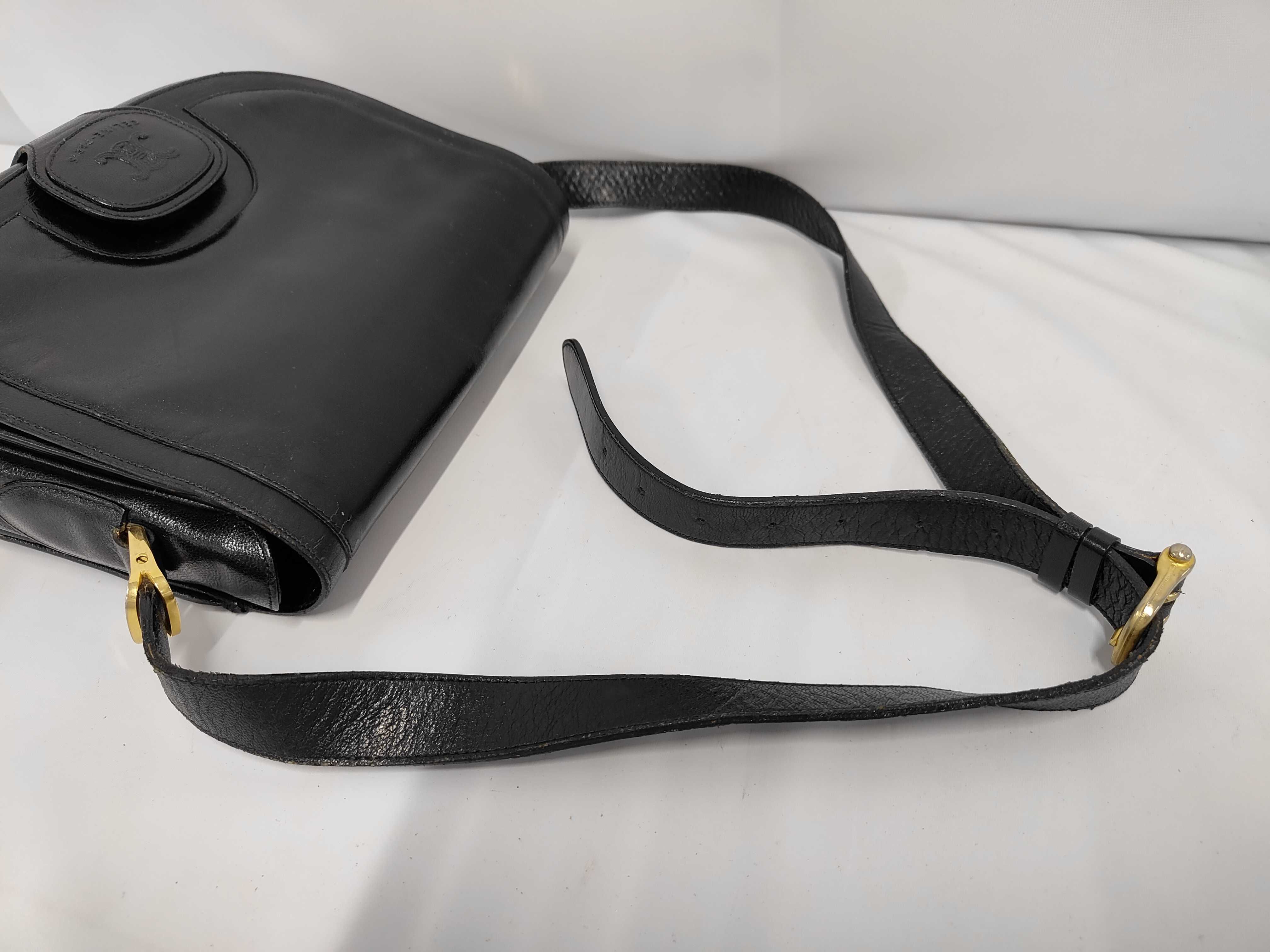 Triomphe Shoulder Bag — view 5