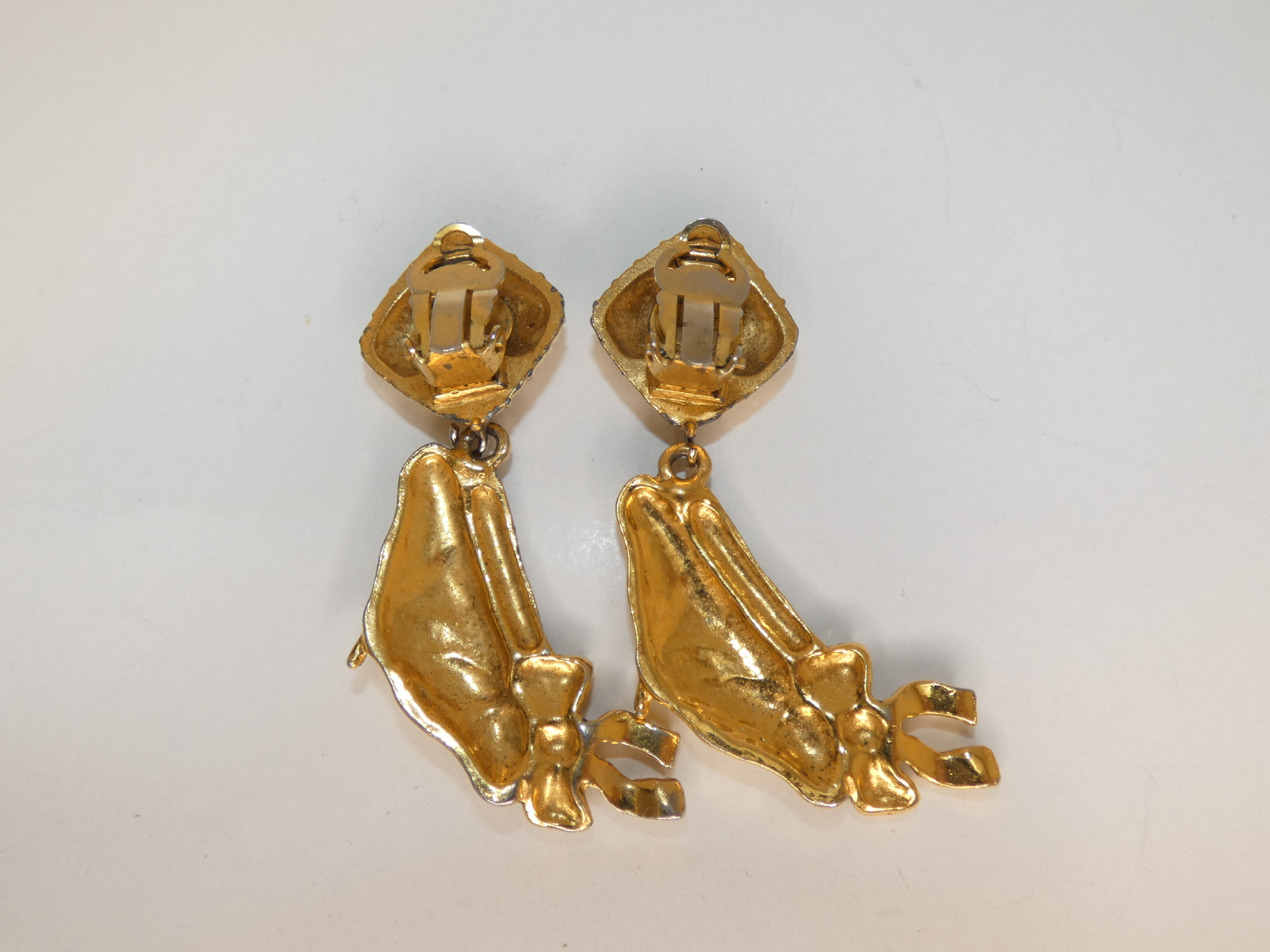 beret, ribbon, matelassé, GP earrings — view 2