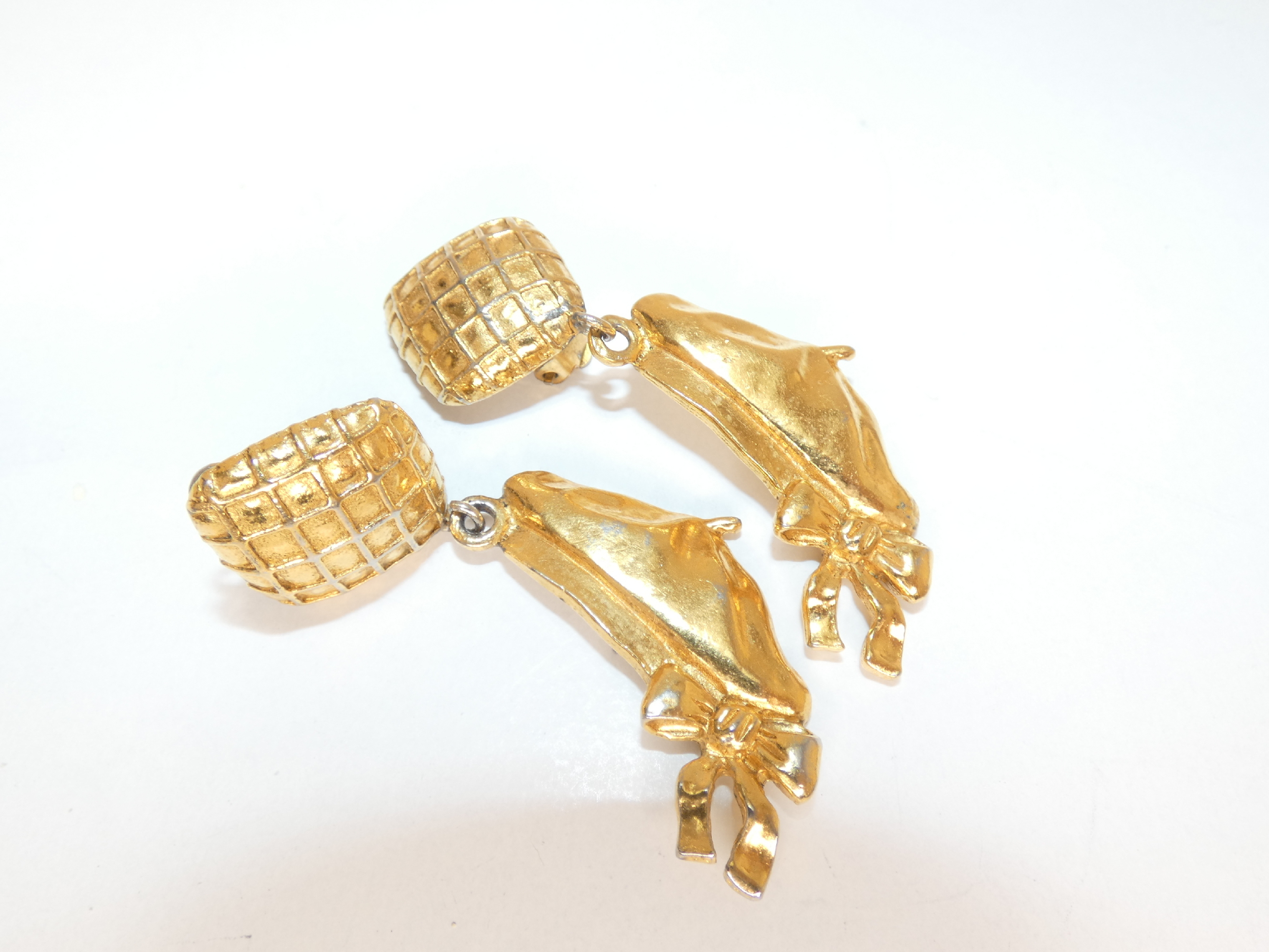 beret, ribbon, matelassé, GP earrings — view 3