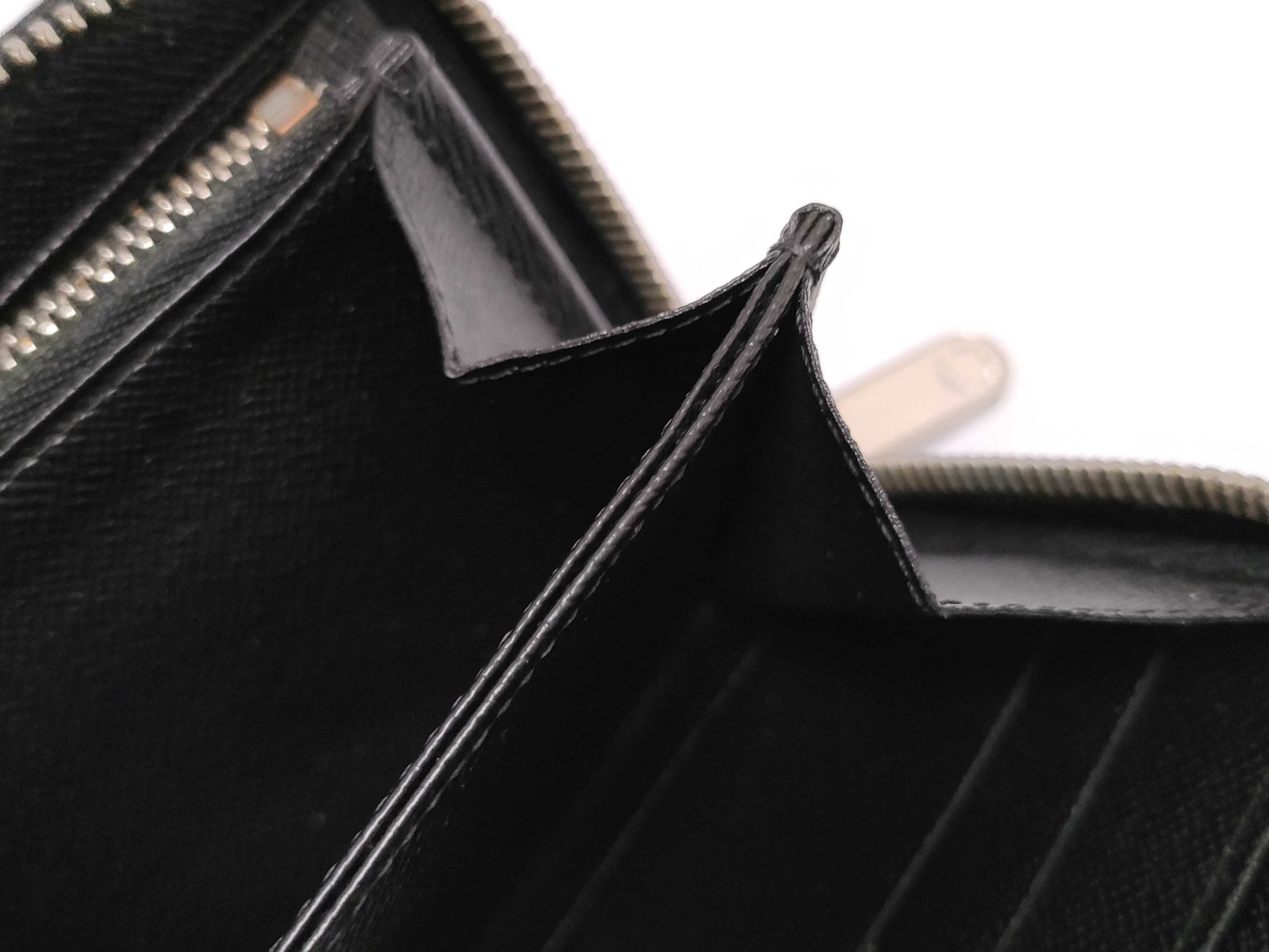 Epi Zippy Wallet Long Wallet Black Serial Number Wallet — view 11