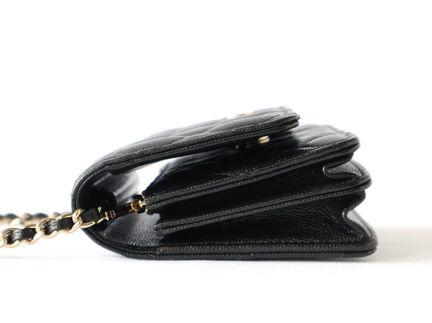 Caviar leather matelassé chain wallet shoulder bag, black — view 6