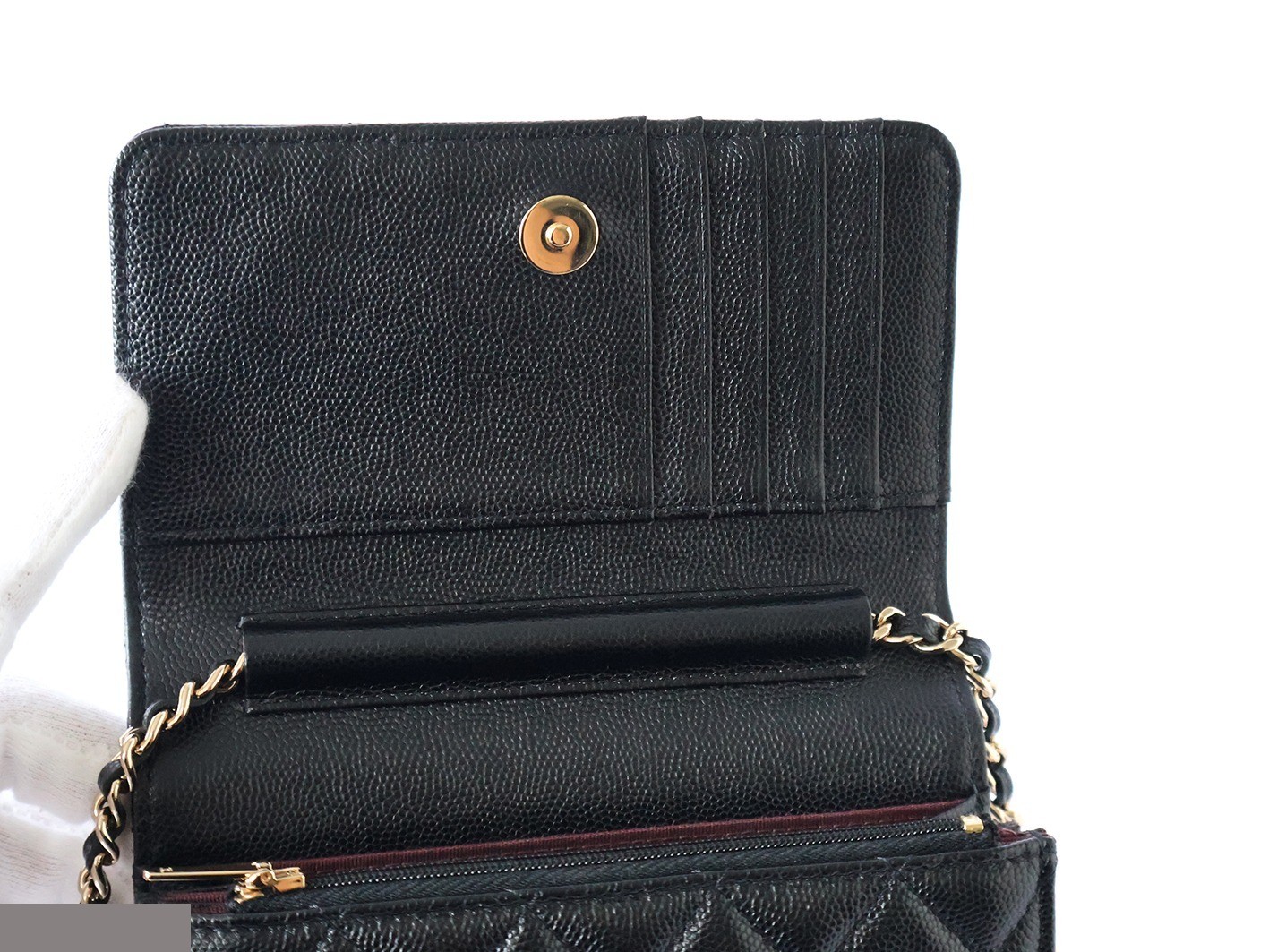 Caviar leather matelassé chain wallet shoulder bag, black — view 8
