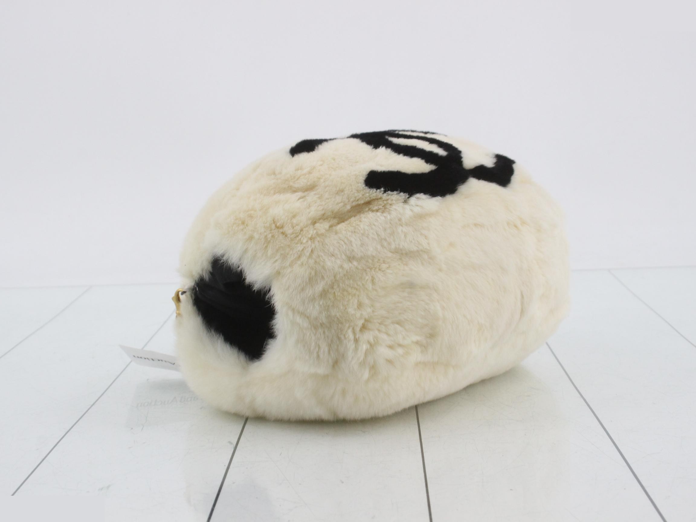 Lapin — view 5