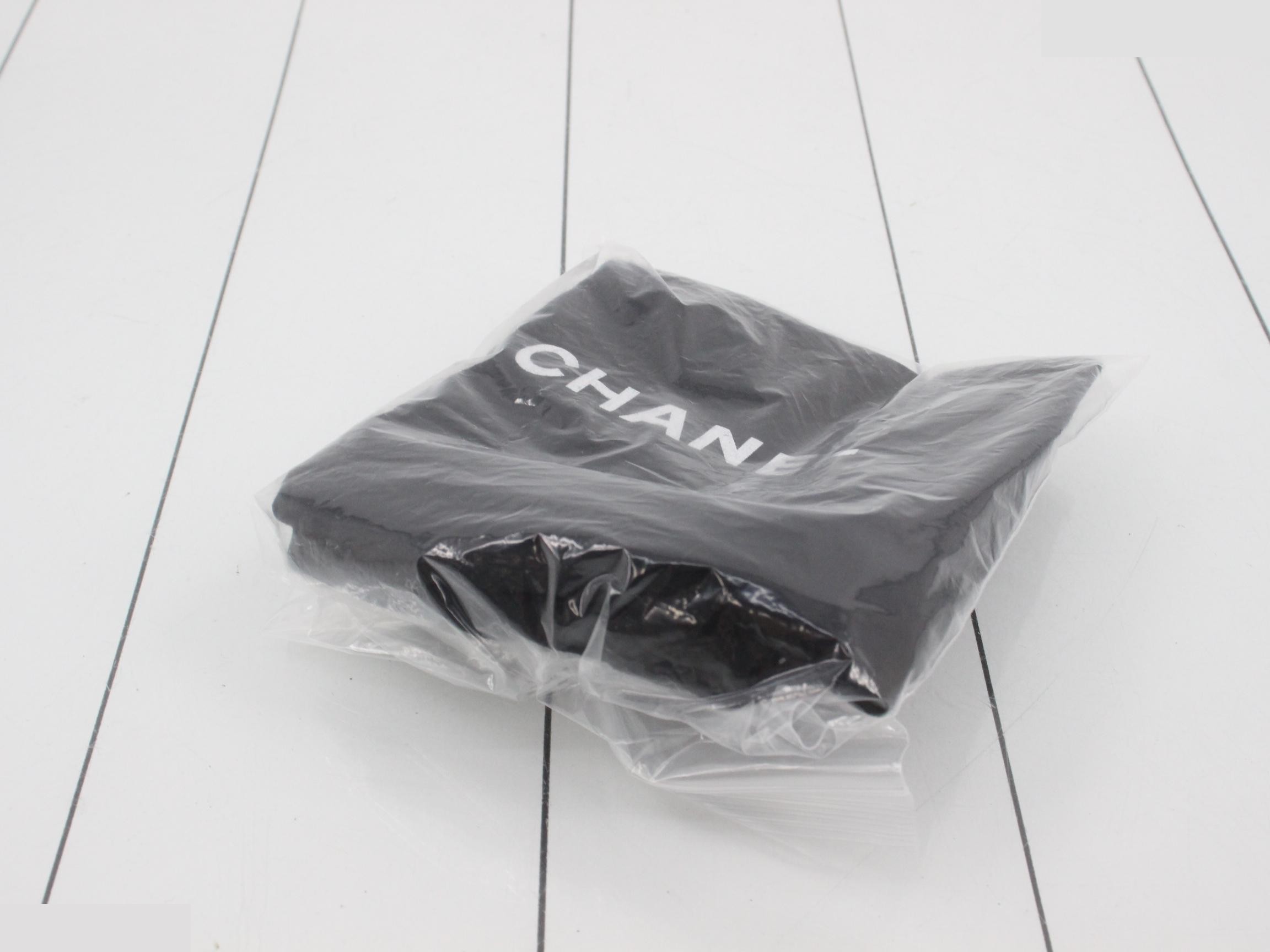 Lapin — view 7