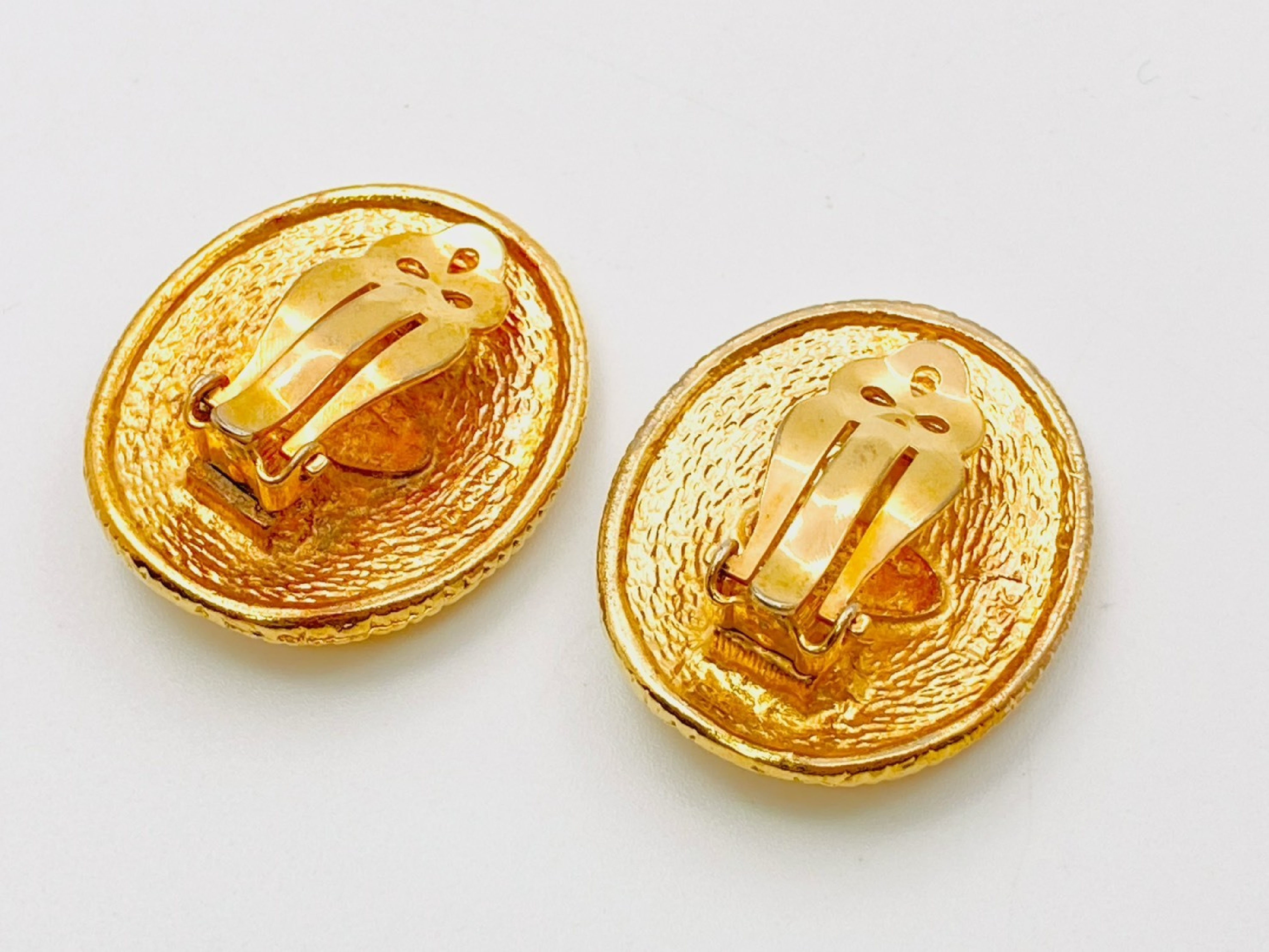 Angel Oval Earrings (with comments, item number 2321) — view 2