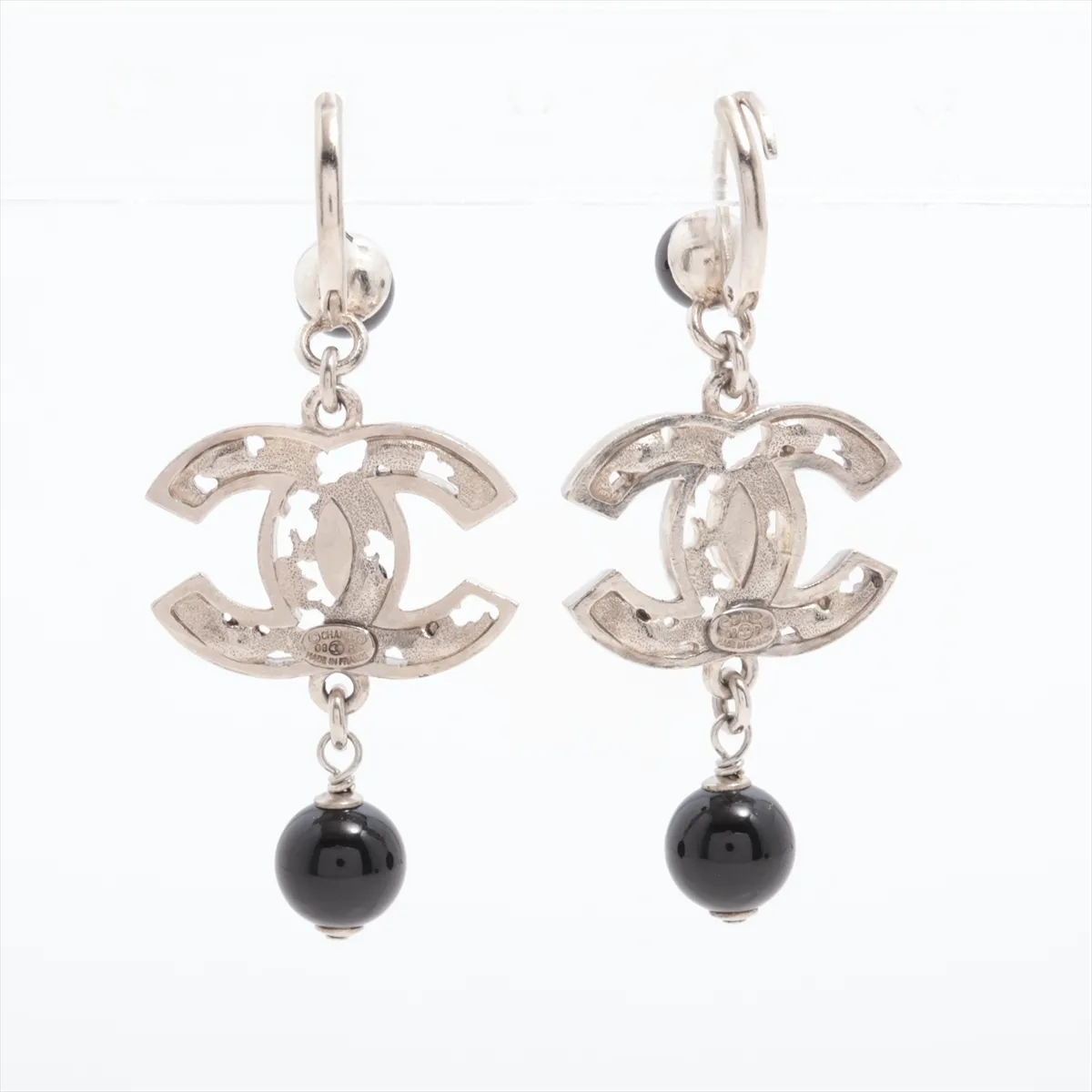 Coco Mark 08P Earrings (Pair) Metal Black x Silver — view 2