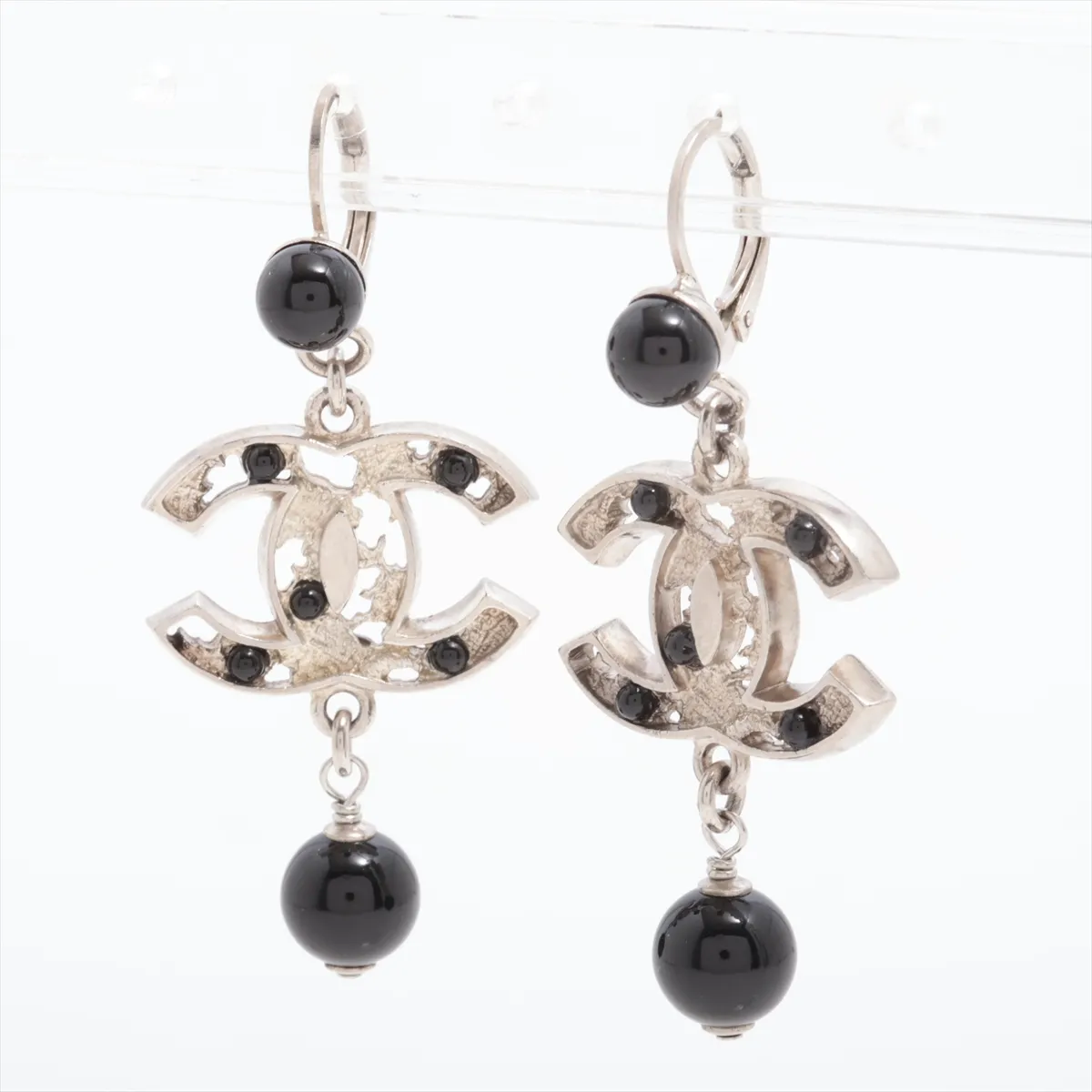 Coco Mark 08P Earrings (Pair) Metal Black x Silver — view 3