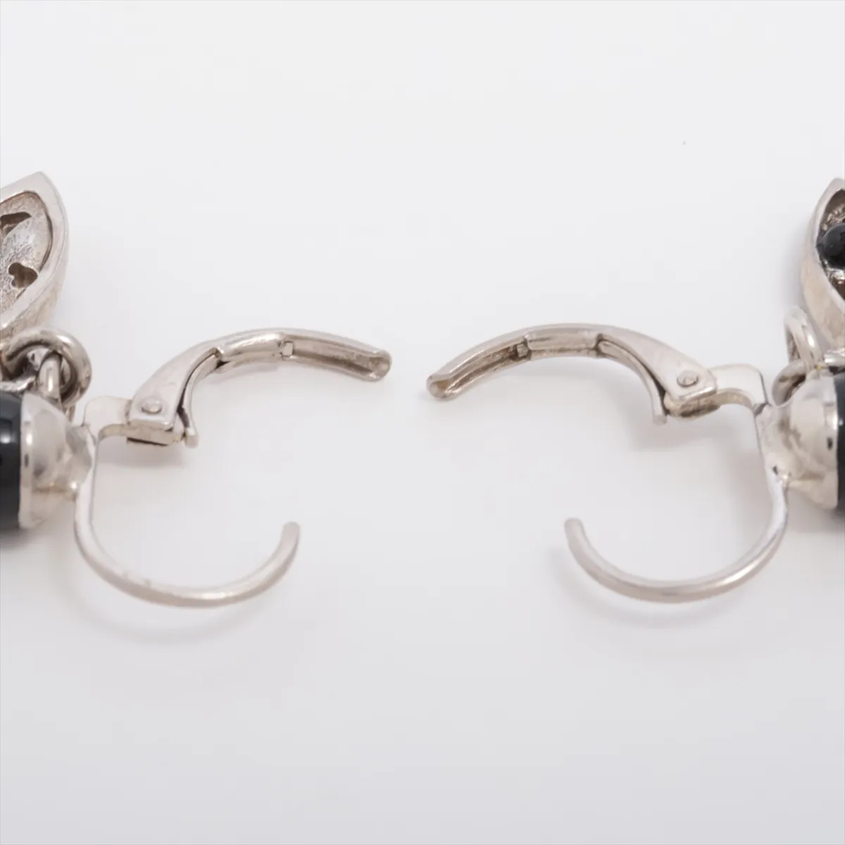 Coco Mark 08P Earrings (Pair) Metal Black x Silver — view 4