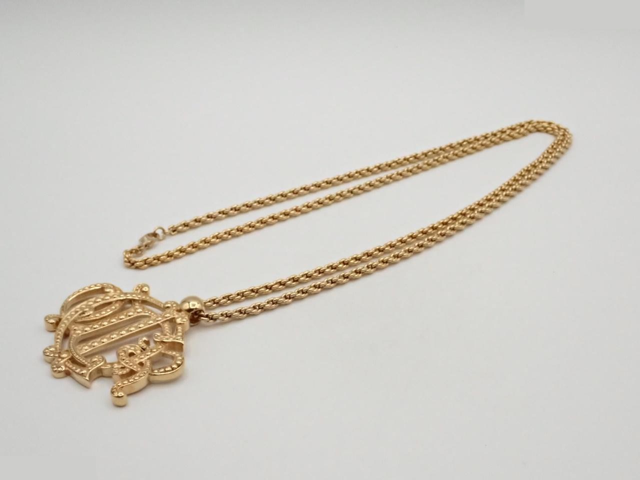 Other lines: Precious metals/necklaces, emblem logo, gold — view 3