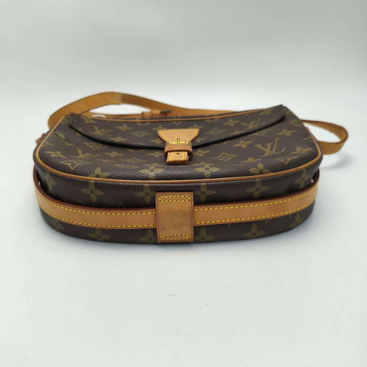 【*Shipped from: China*】LOUIS VUITTON Blois PU Shoulder Bag — view 3