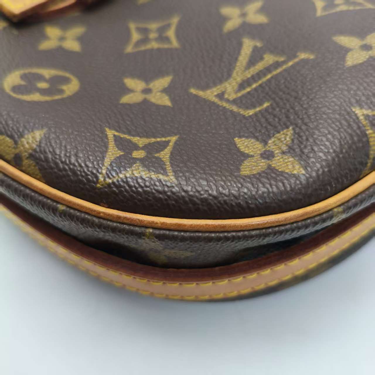 【*Shipped from: China*】LOUIS VUITTON Blois PU Shoulder Bag — view 5