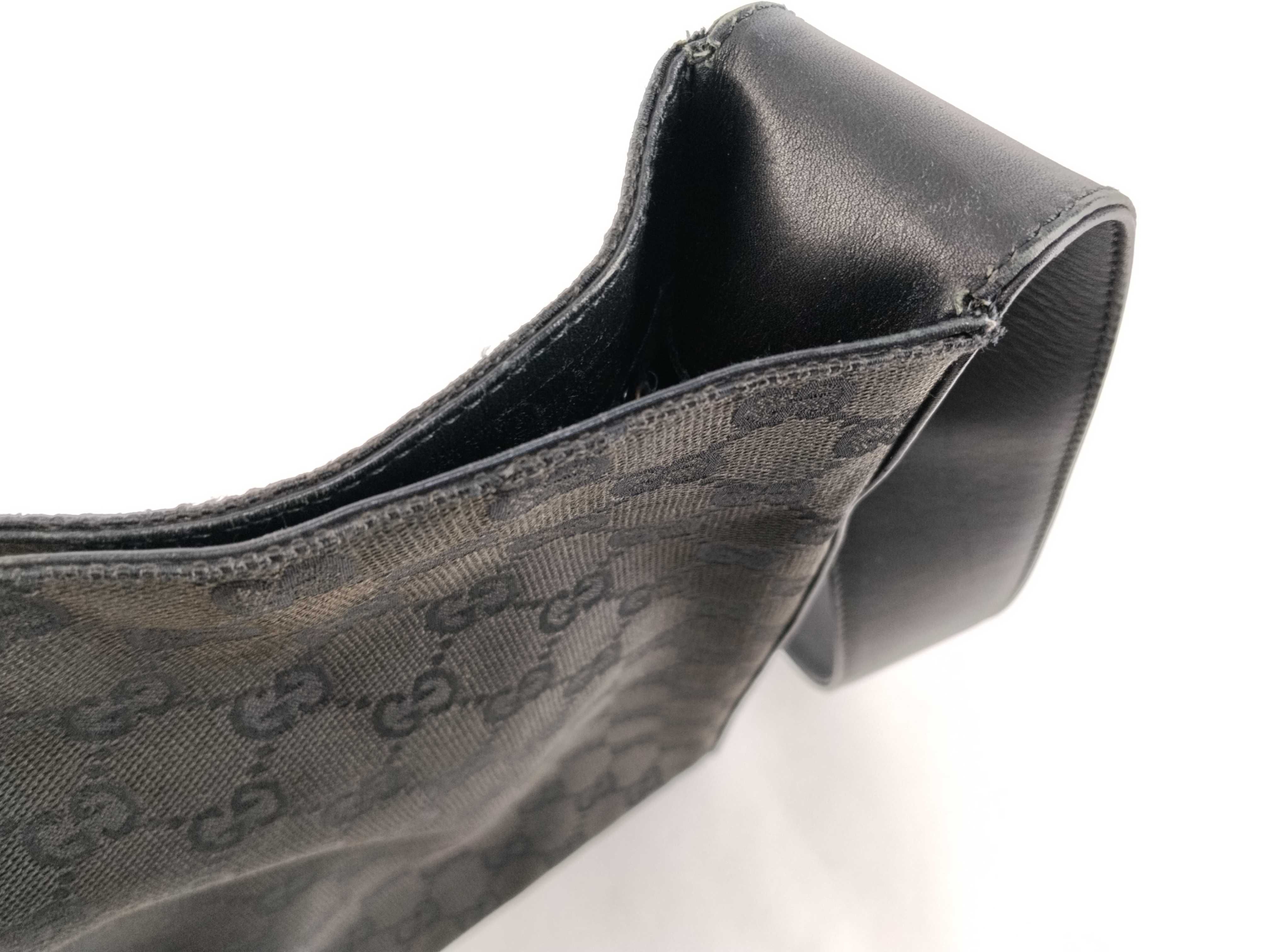 GG Canvas Shoulder Bag (Black) — view 10