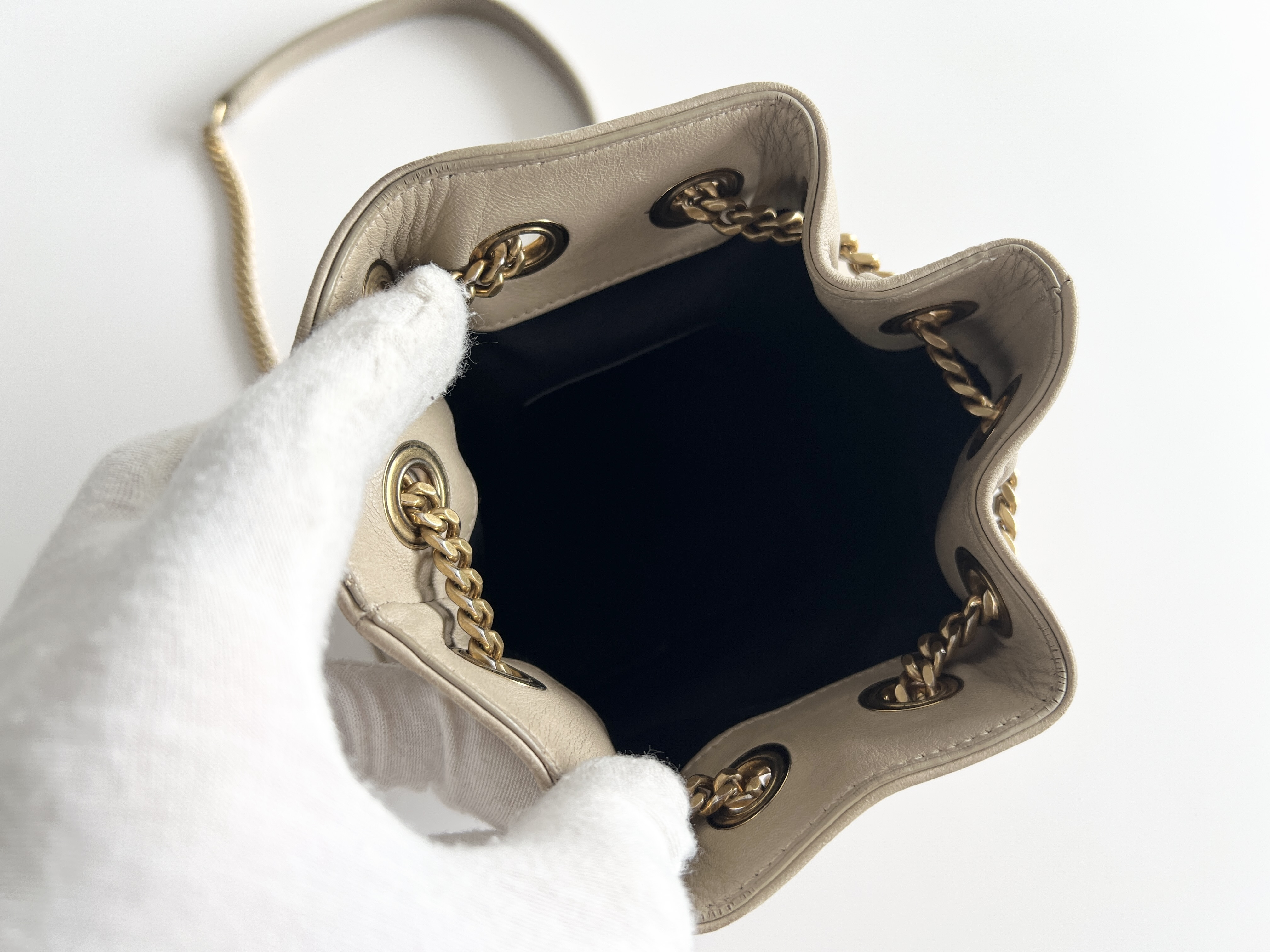 Cassandra Logo Joe Drawstring Bucket Quilted V-Stitch Chevron Leather Chain Shoulder Bag — view 4
