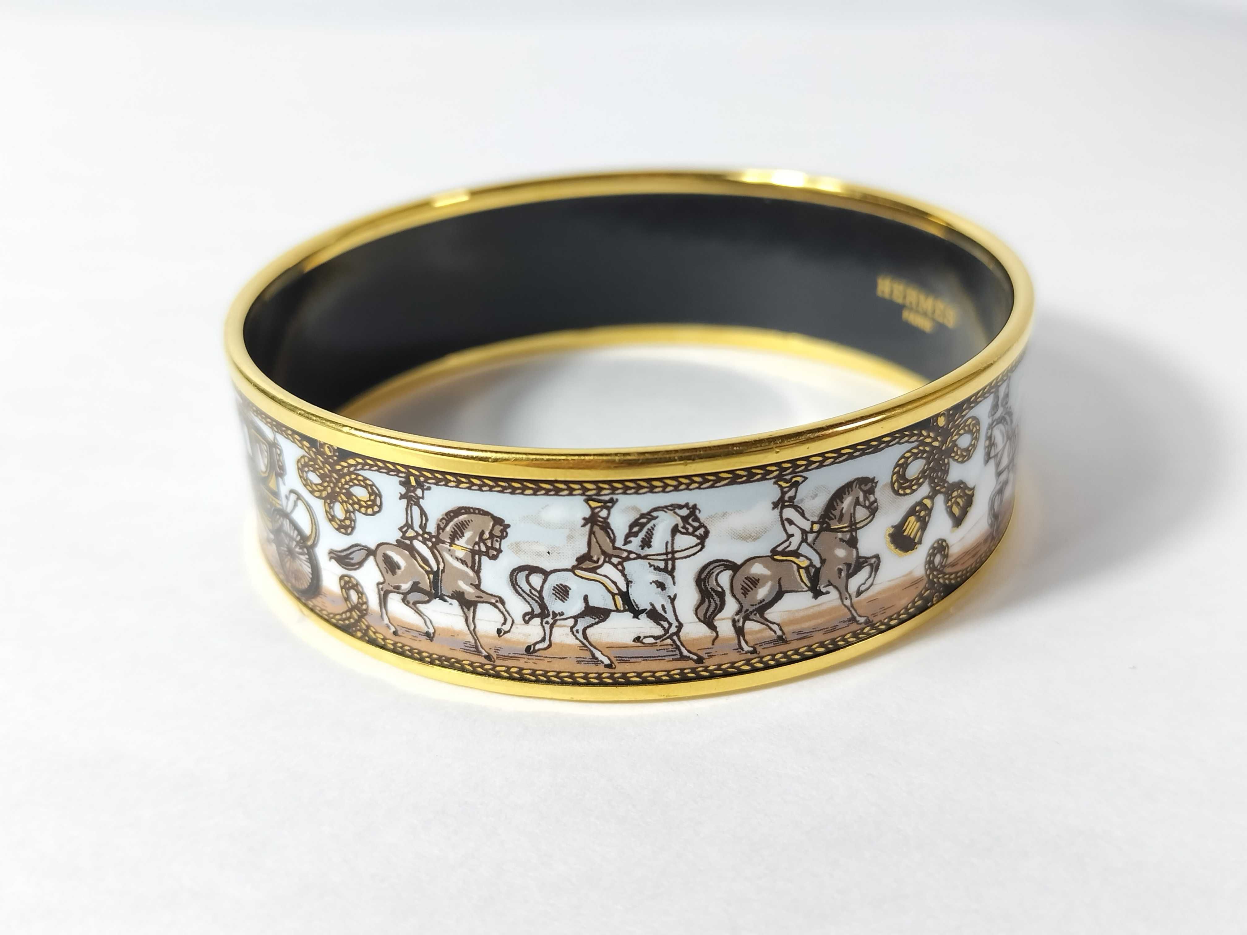 Enamel Bangle GM White Bracelet/Bangle — view 4