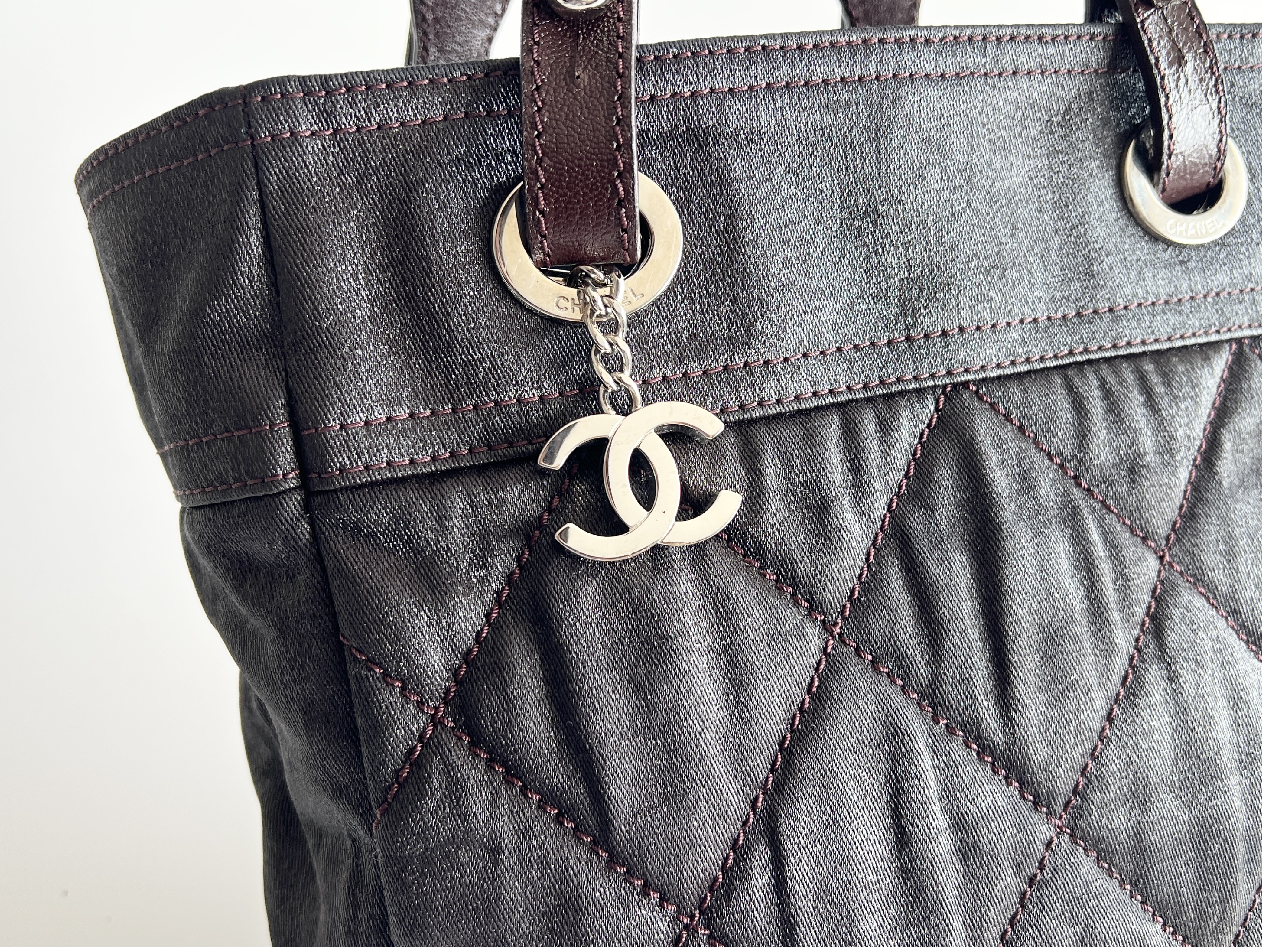Paris Biarritz PM Matelassé Coco Mark Coco Charm Leather Brown Handbag (Serial Number 11) — view 15