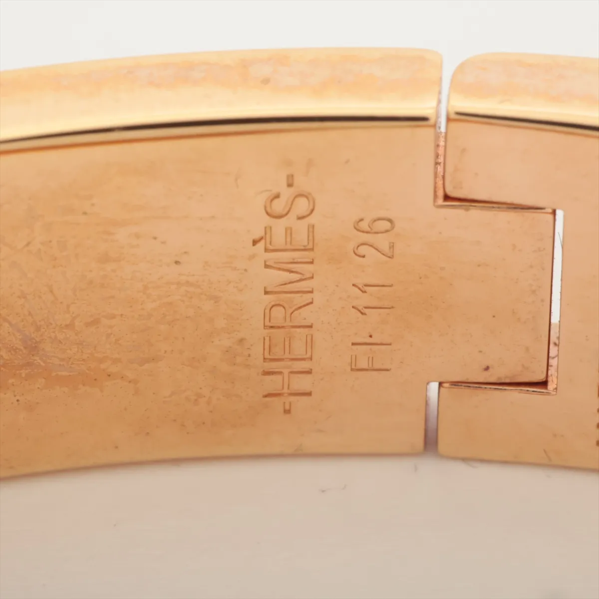 Click H Bangle Fan Bangle GP x Enamel Gold x White — view 6