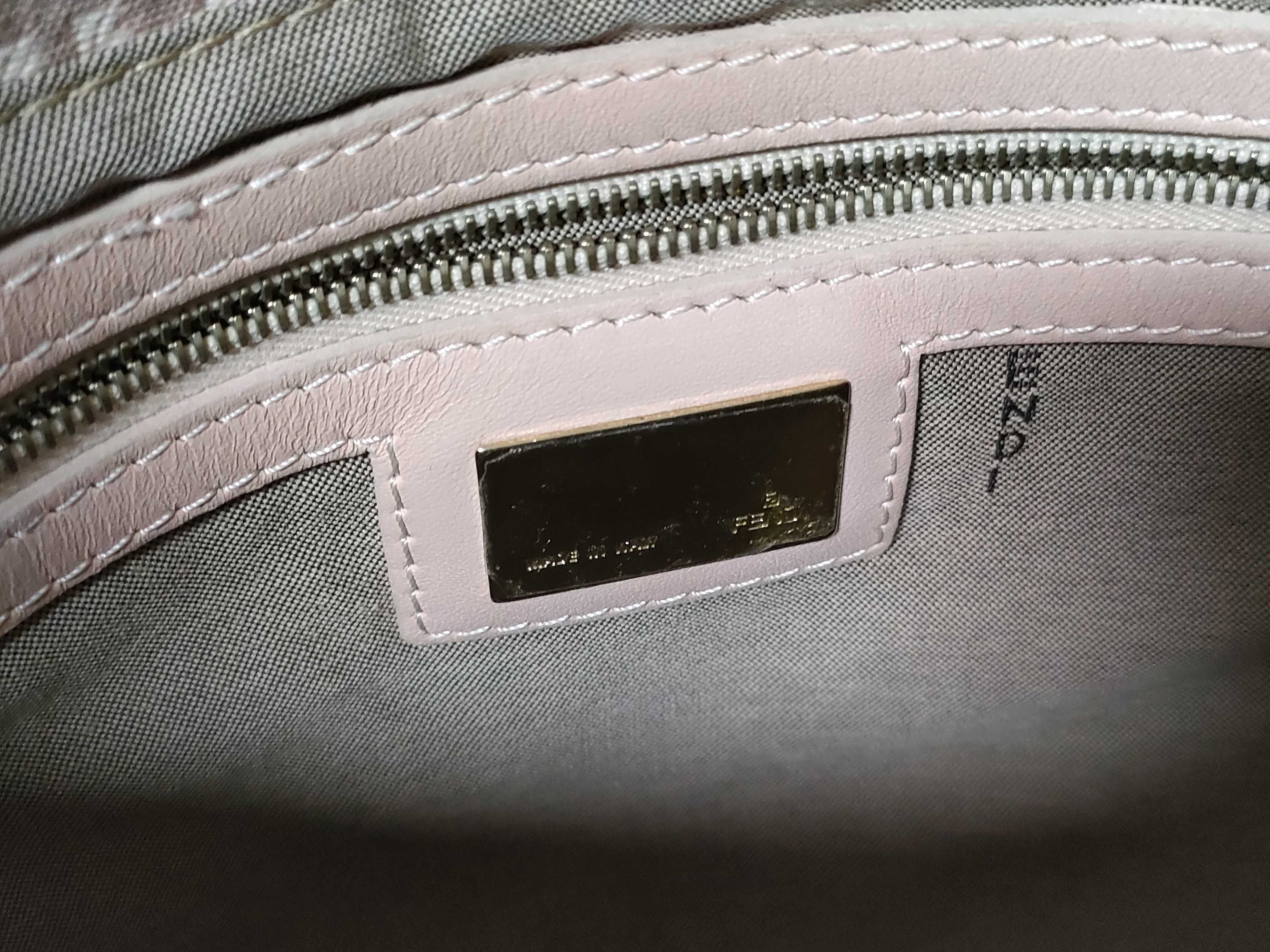 Zucca pattern Fendi Zucchino Mamma Bucket Canvas x Leather Shoulder Bag Pink x Beige 8BR001 Shoulder Bag — view 11