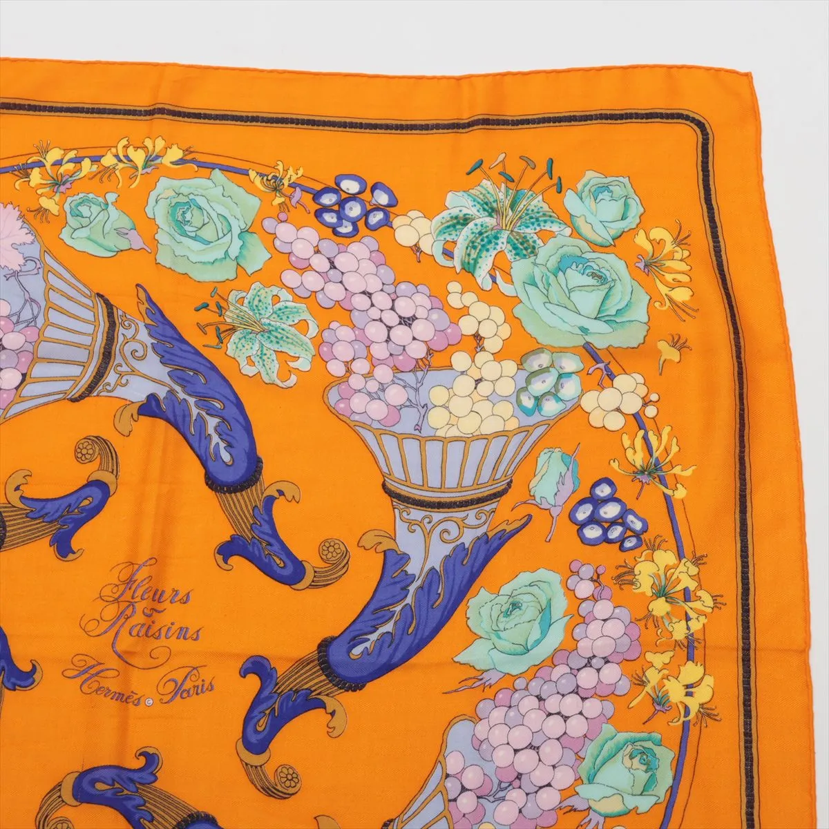 Carre 90 Fleurs Raisins Grape Flower Scarf Cashmere x Silk Orange — view 3