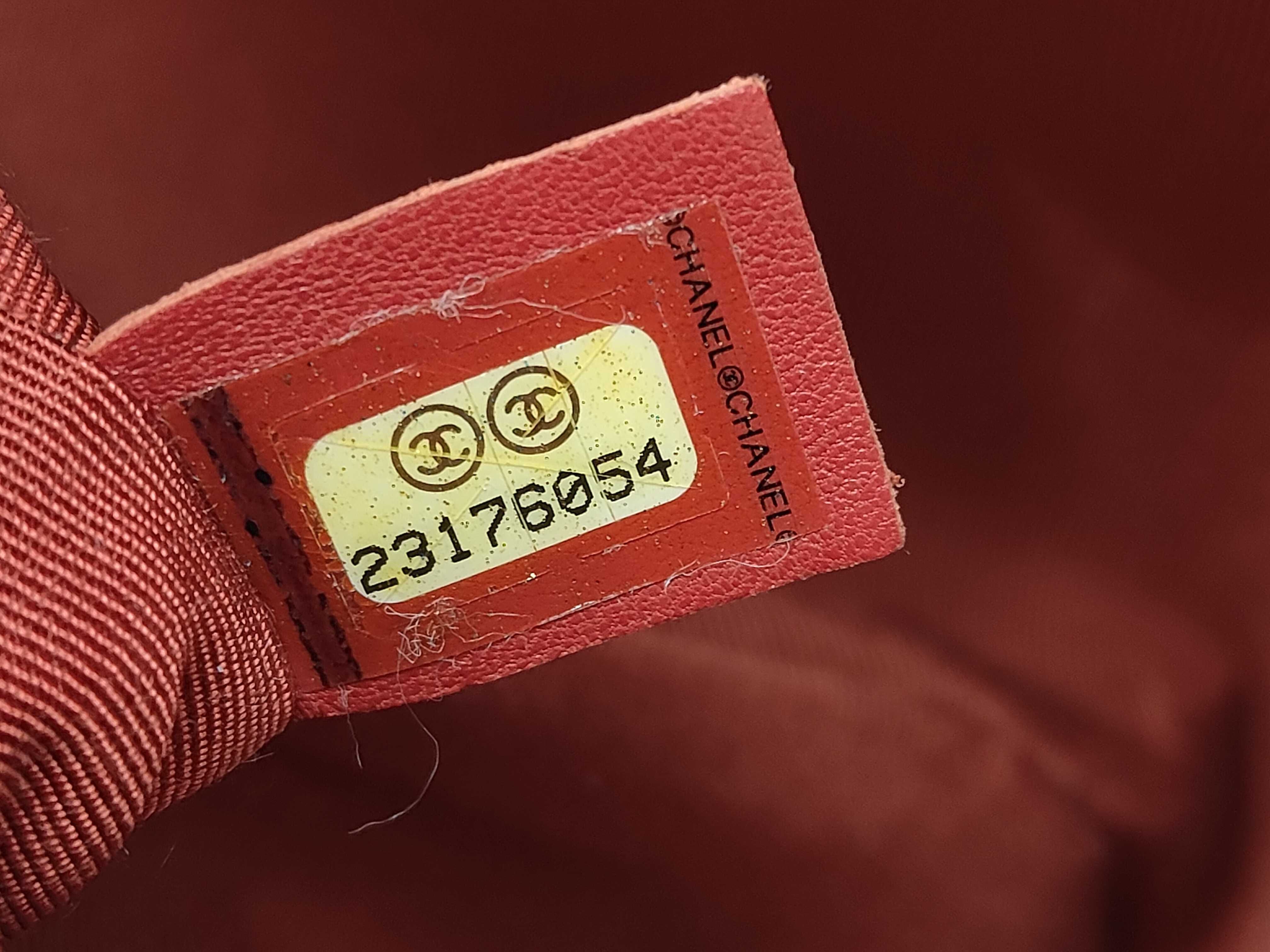 Boy Chanel Lambskin Red Shoulder Bag — view 14