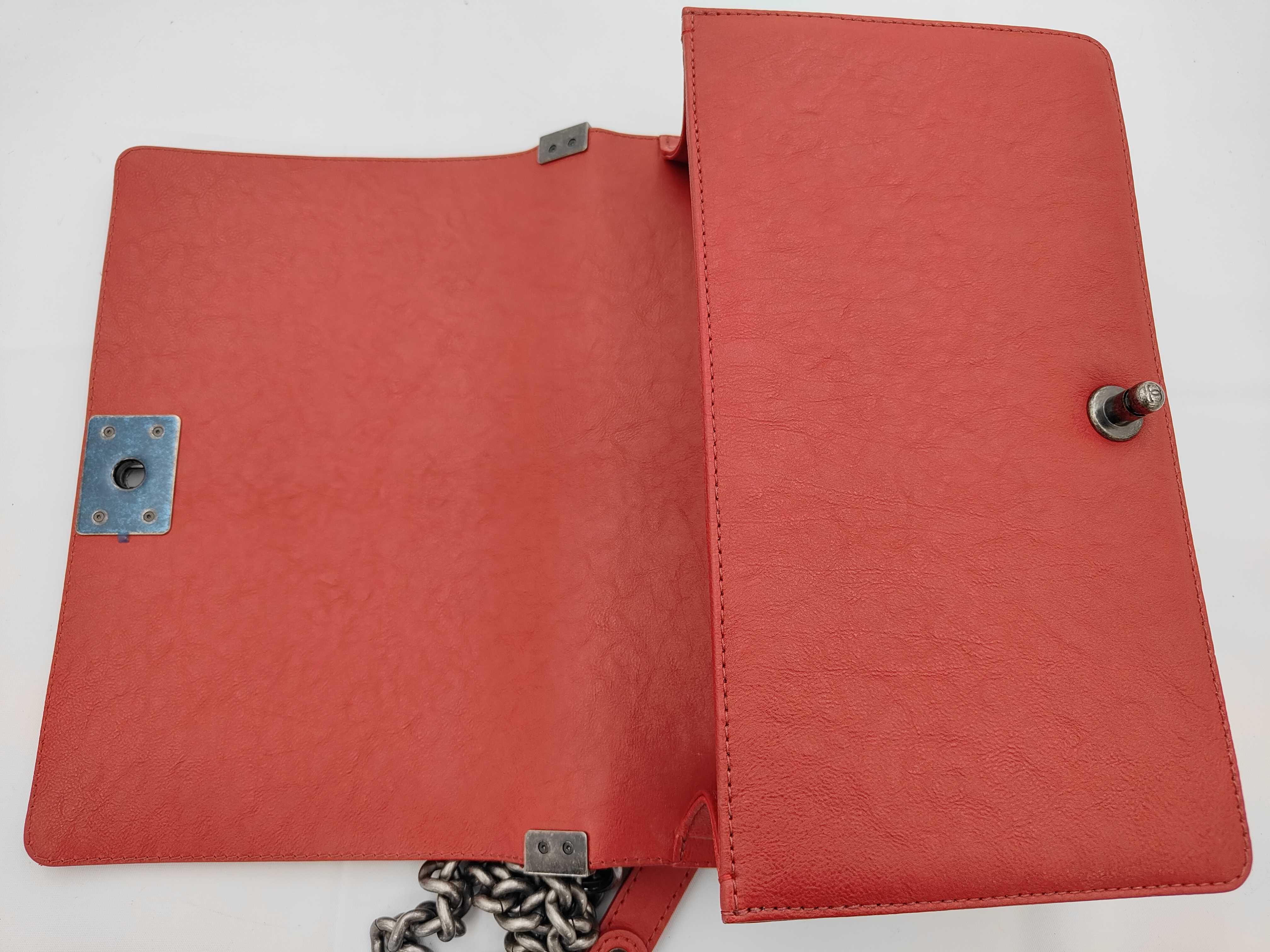 Boy Chanel Lambskin Red Shoulder Bag — view 15