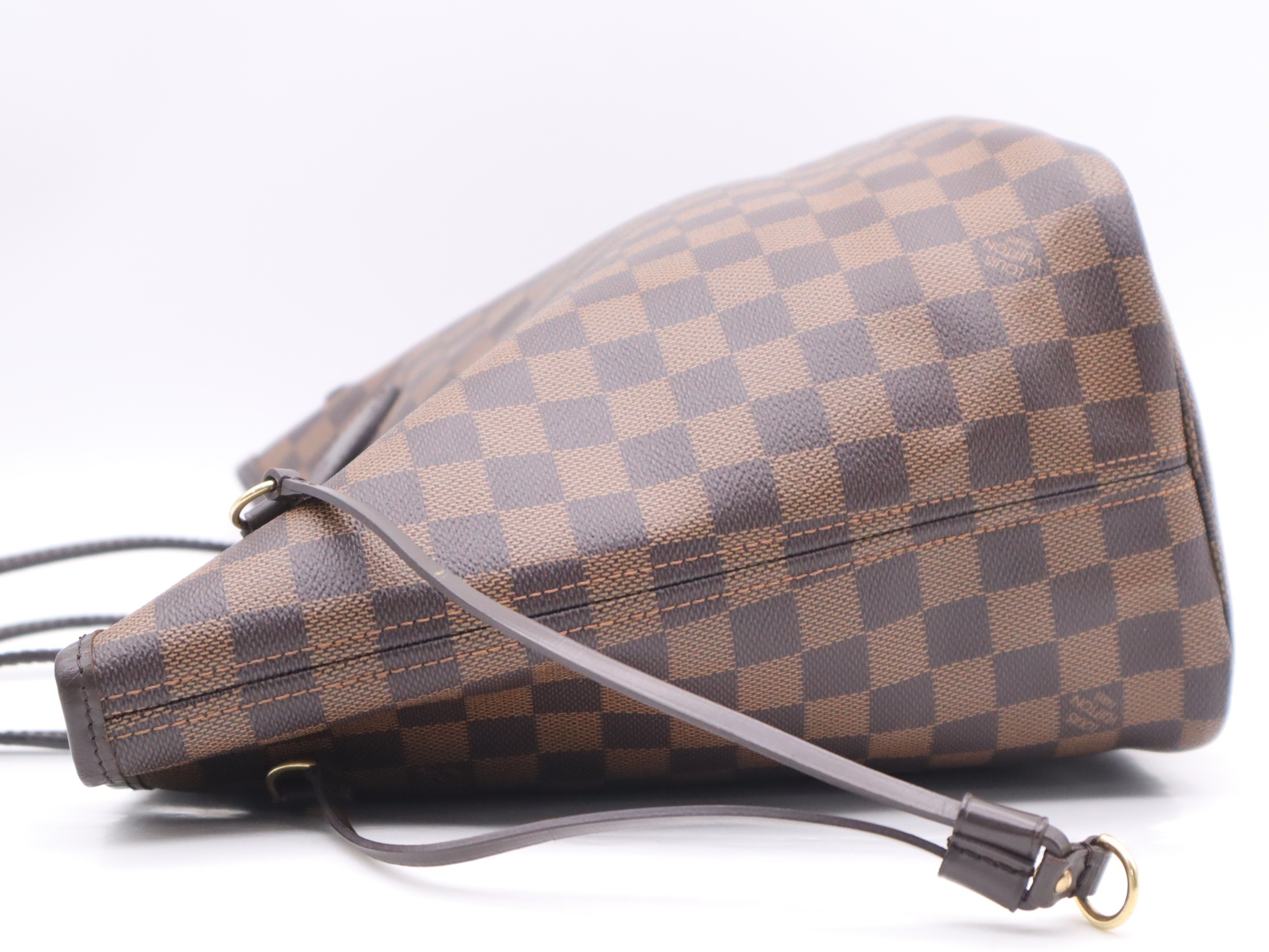 Neverfull MM with pouch — view 3