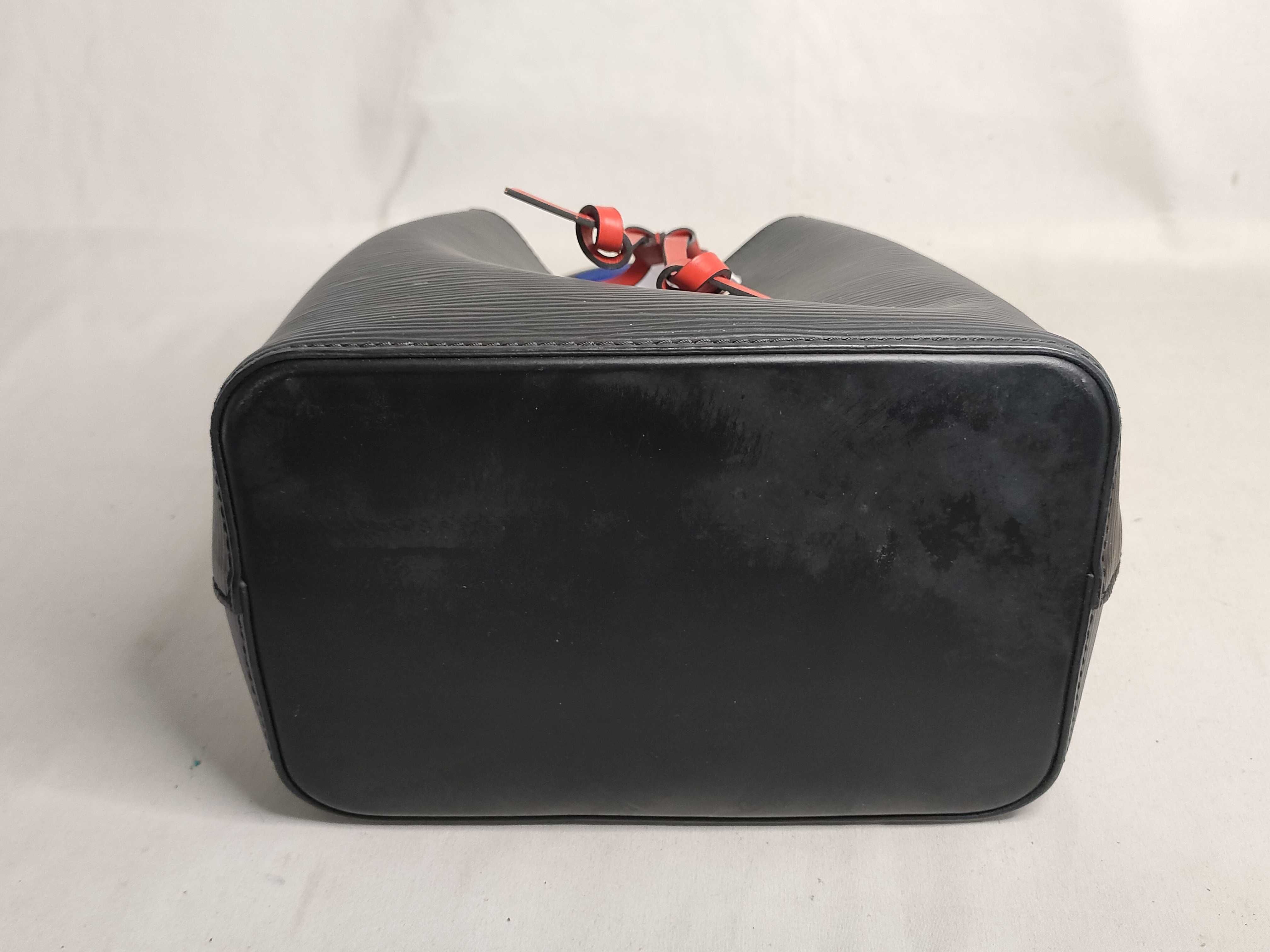 Epi ID- Epi Neo Noe BB M52853 Black x multicolor handbag — view 8