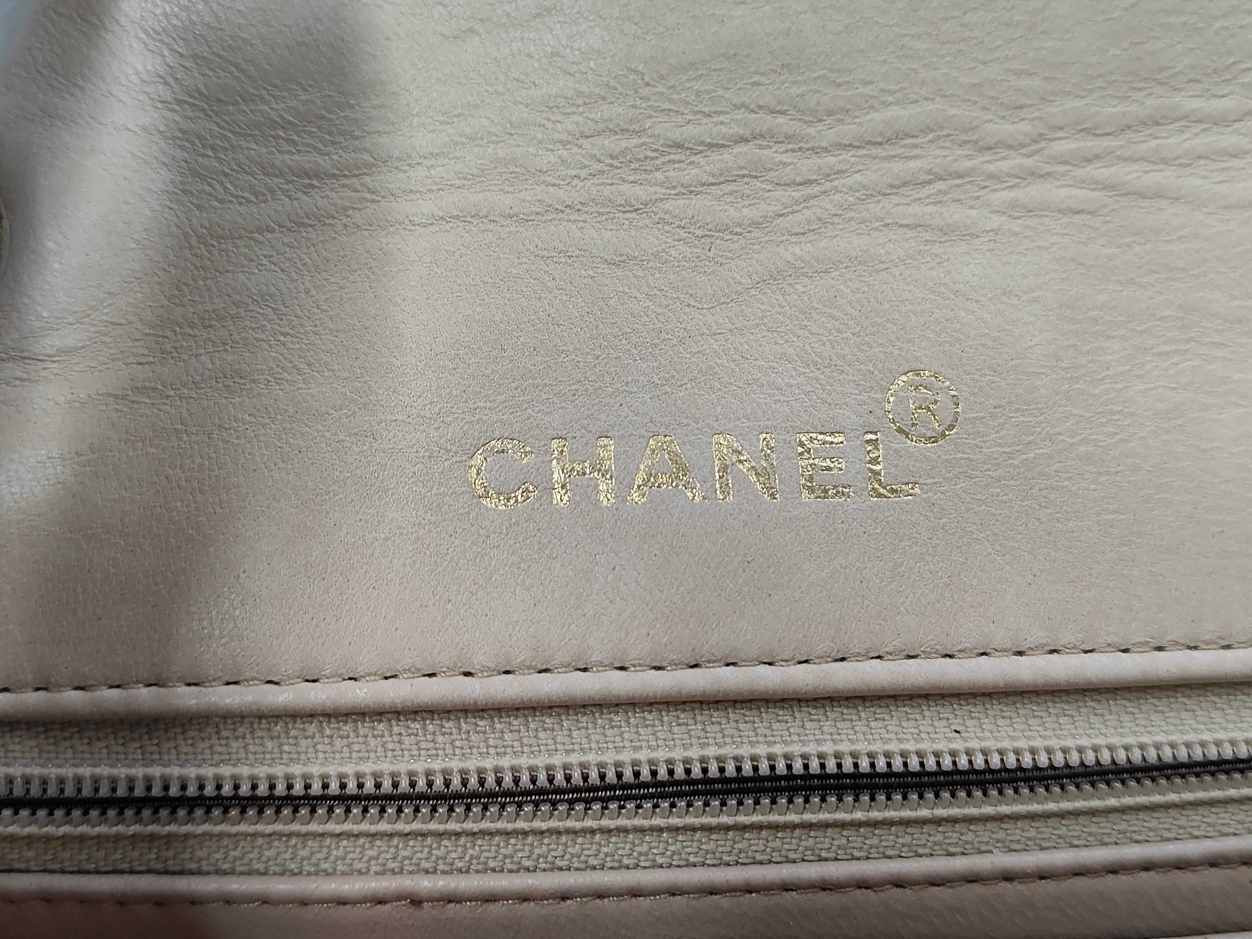 Single Flap Lambskin Beige GP Shoulder Bag — view 11