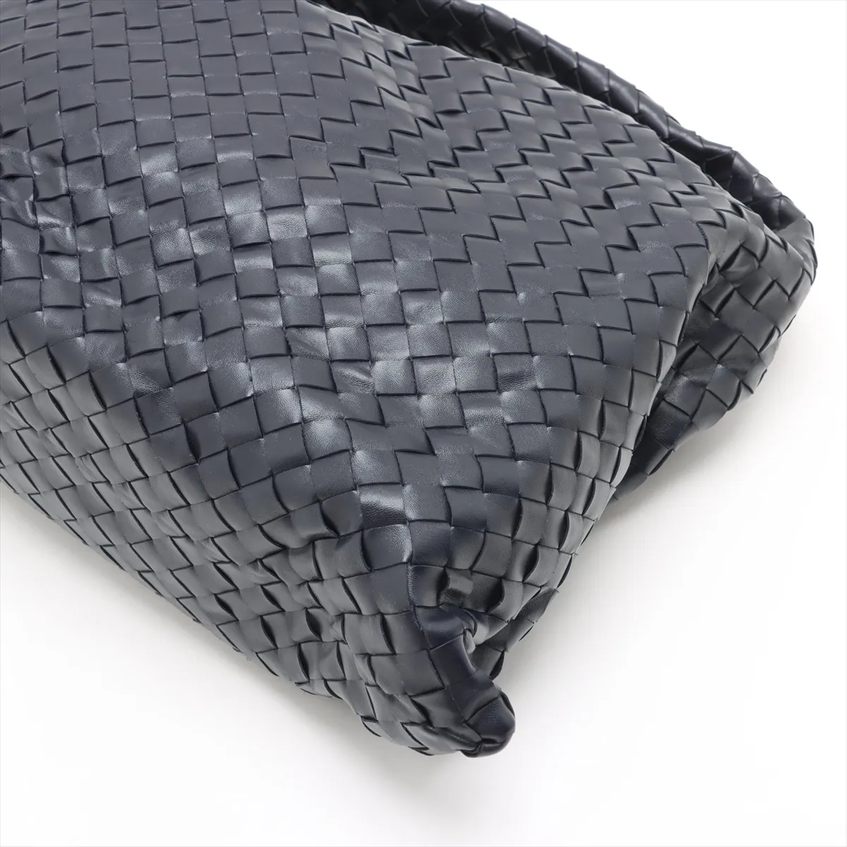 Intrecciato Large Hop Leather Shoulder Bag Navy — view 3