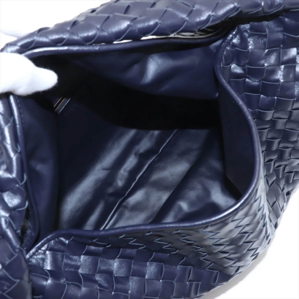 Intrecciato Large Hop Leather Shoulder Bag Navy — view 7