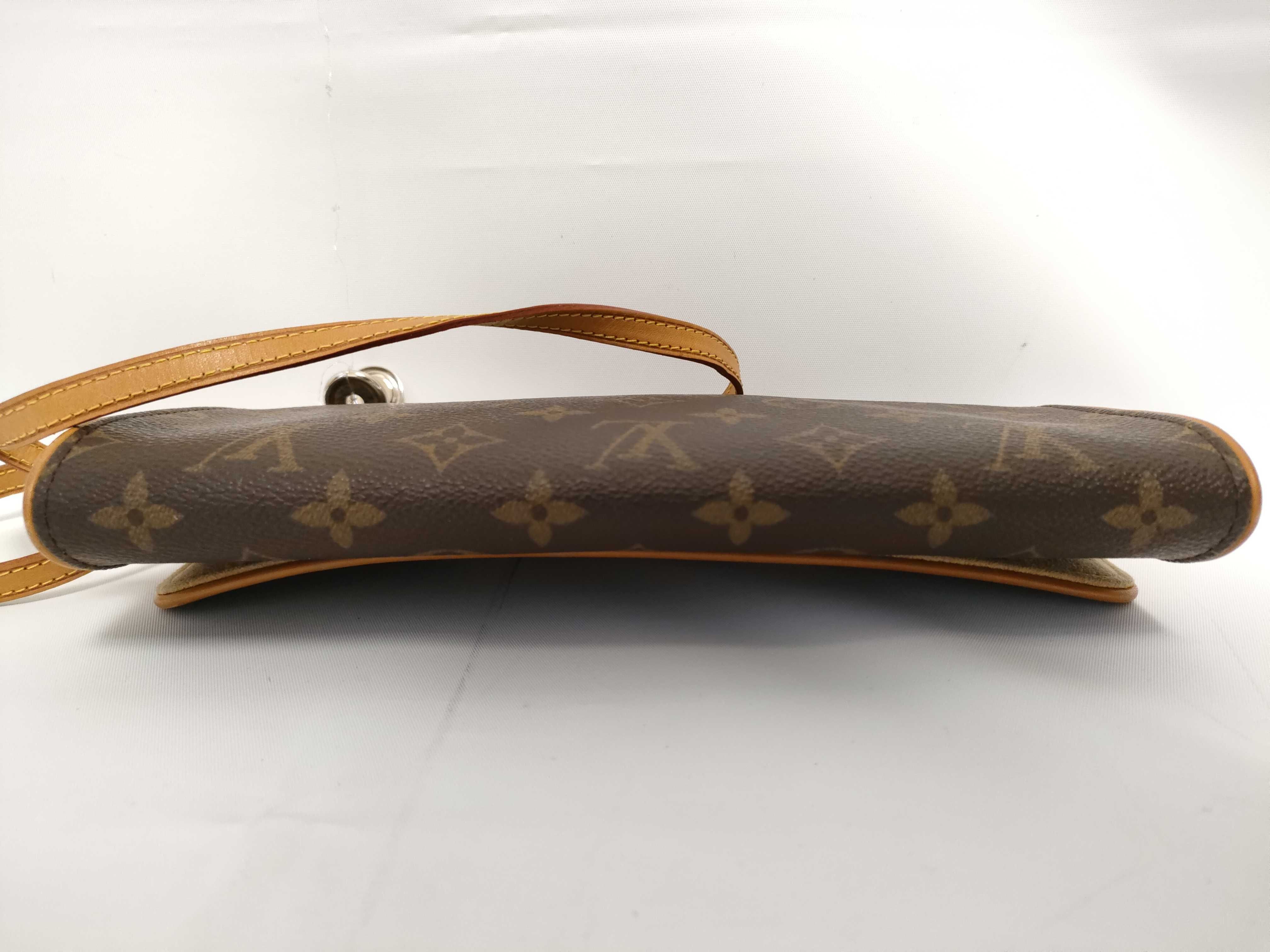 Monogram Pochette Twin GM M51852 Shoulder Bag — view 3
