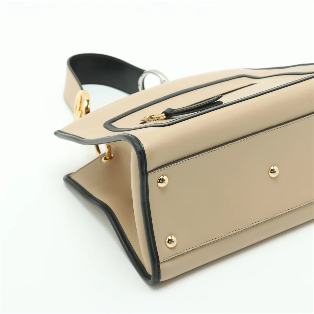 Runaway Leather Handbag Beige x Black 8BH344 — view 4