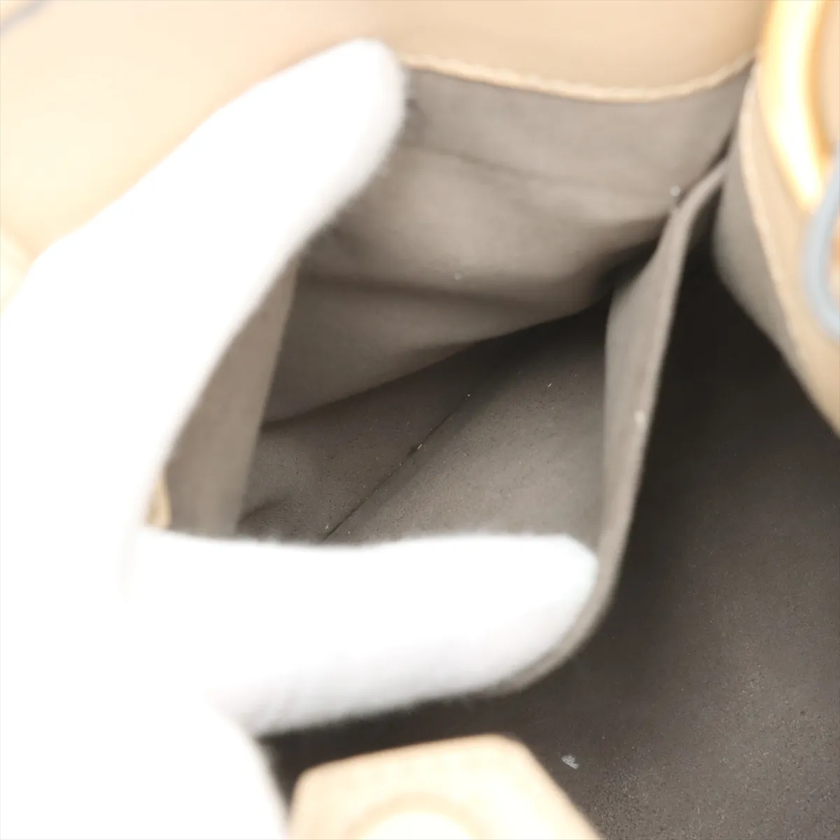Runaway Leather Handbag Beige x Black 8BH344 — view 9