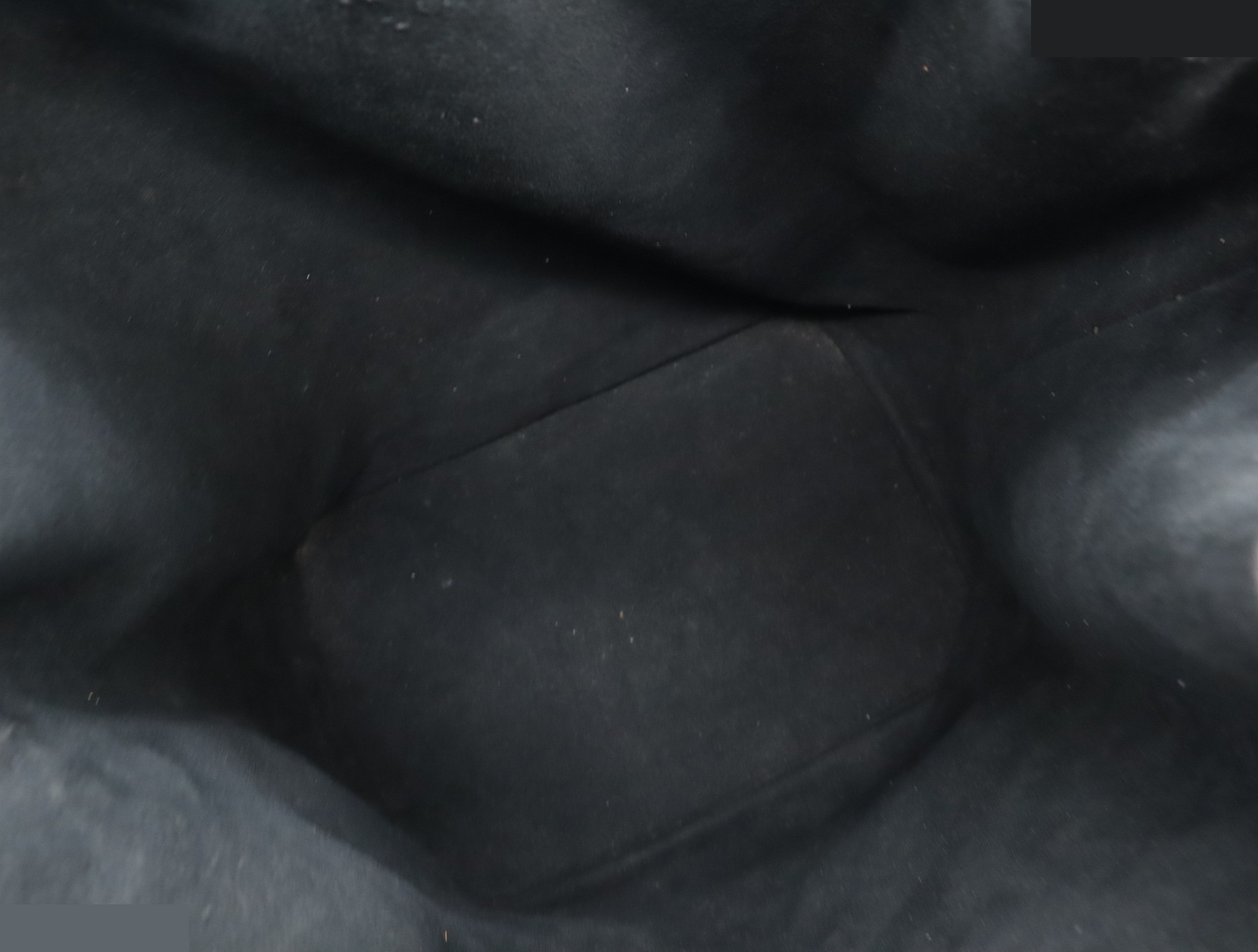 Noé Noir — view 7