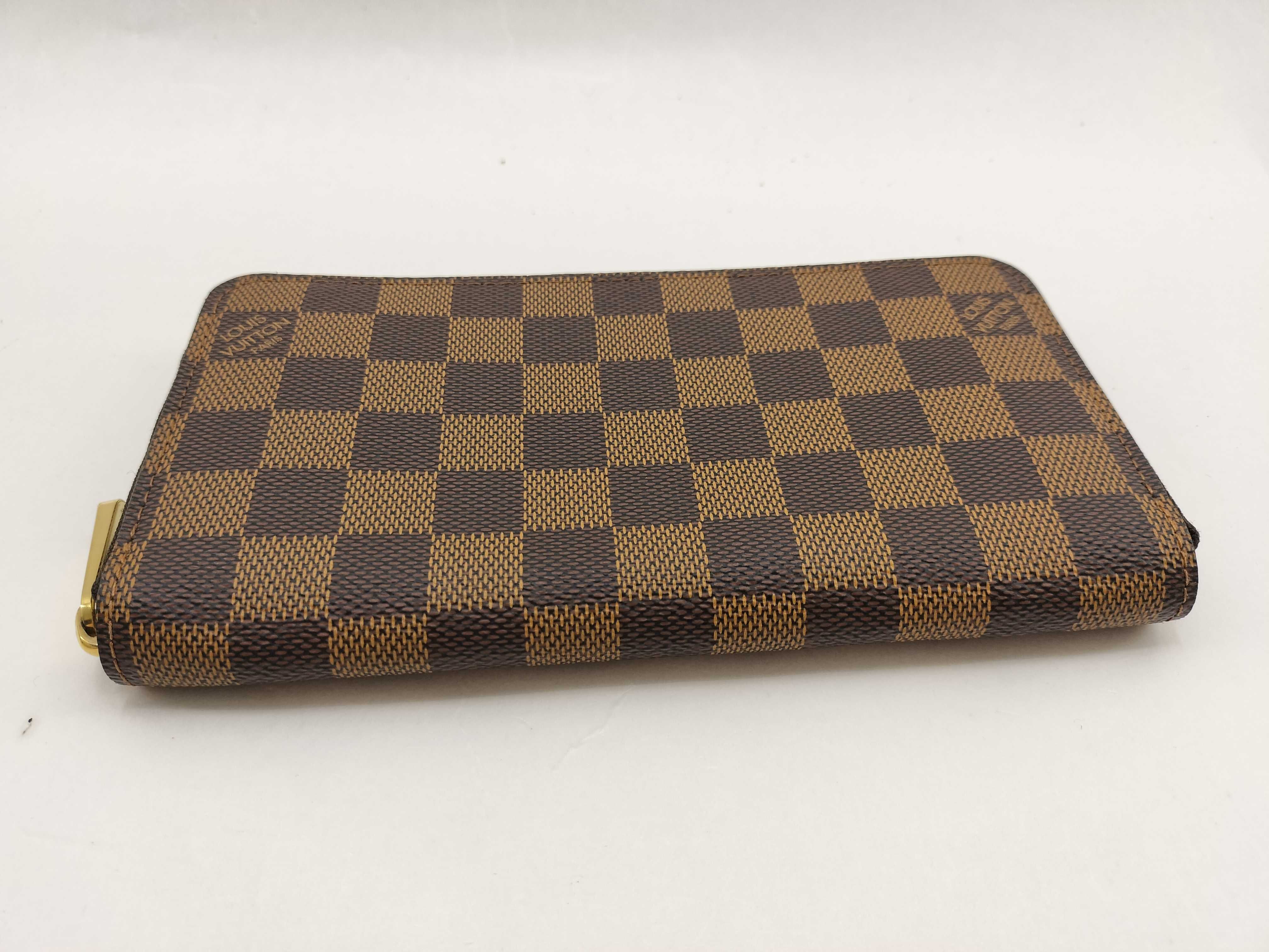 Damier Zippy Wallet — view 5