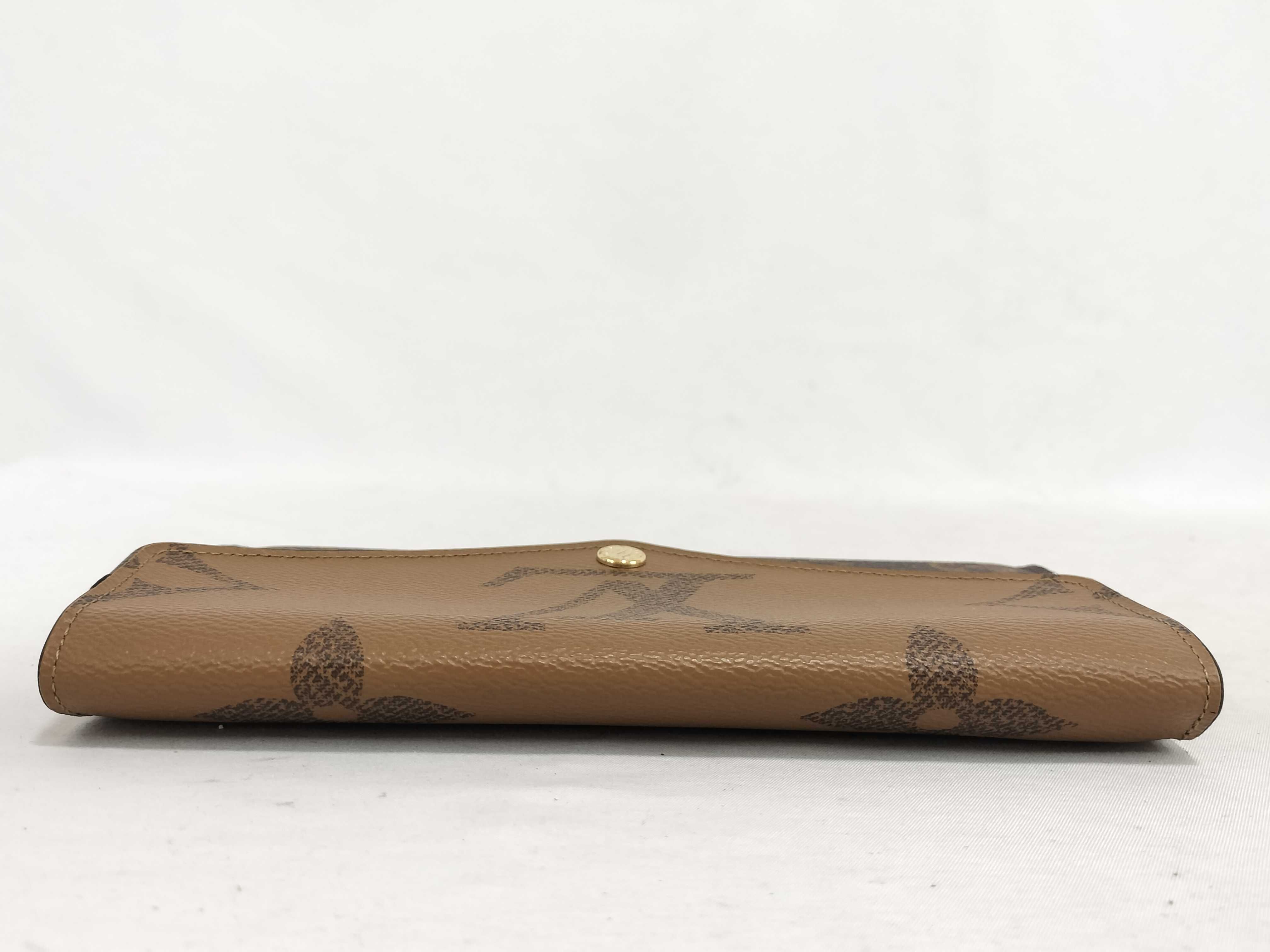 Monogram Wallet Portefeuille Sarah Monogram Wallet — view 6