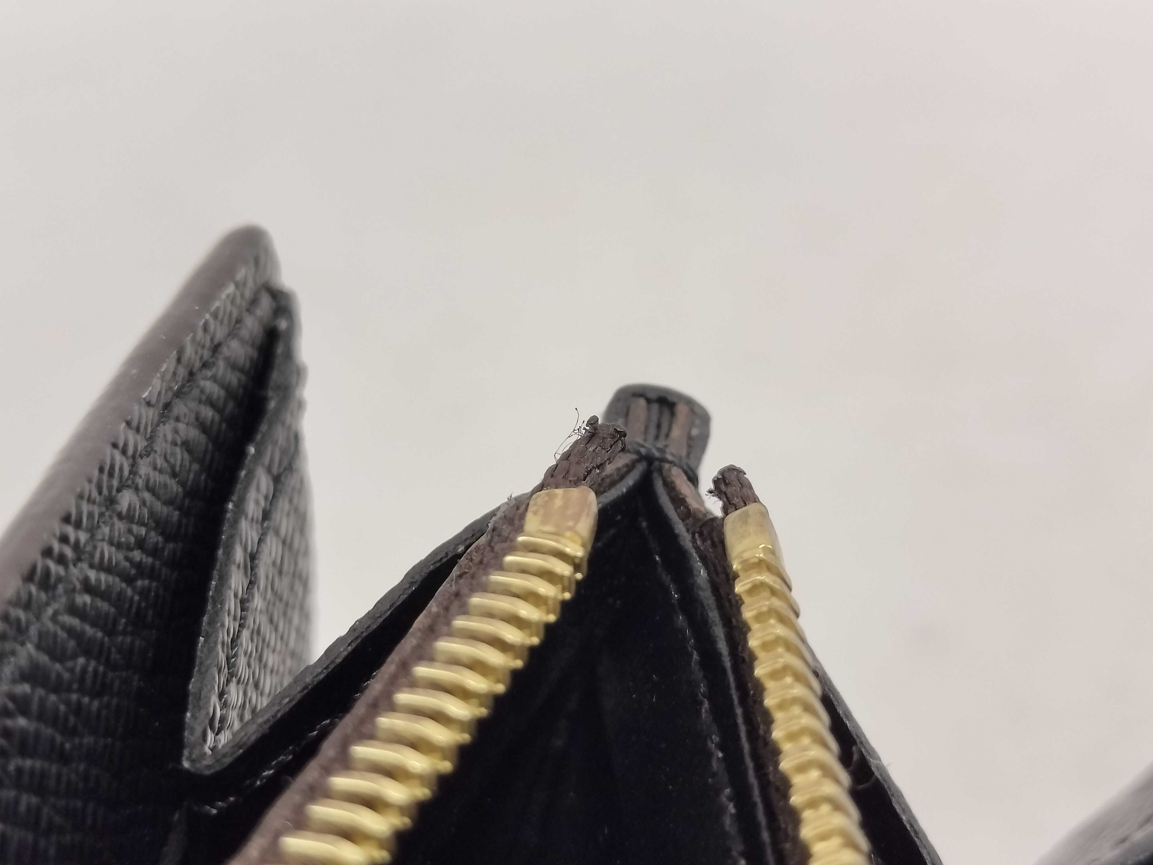 Monogram Wallet Portefeuille Sarah Monogram Wallet — view 10