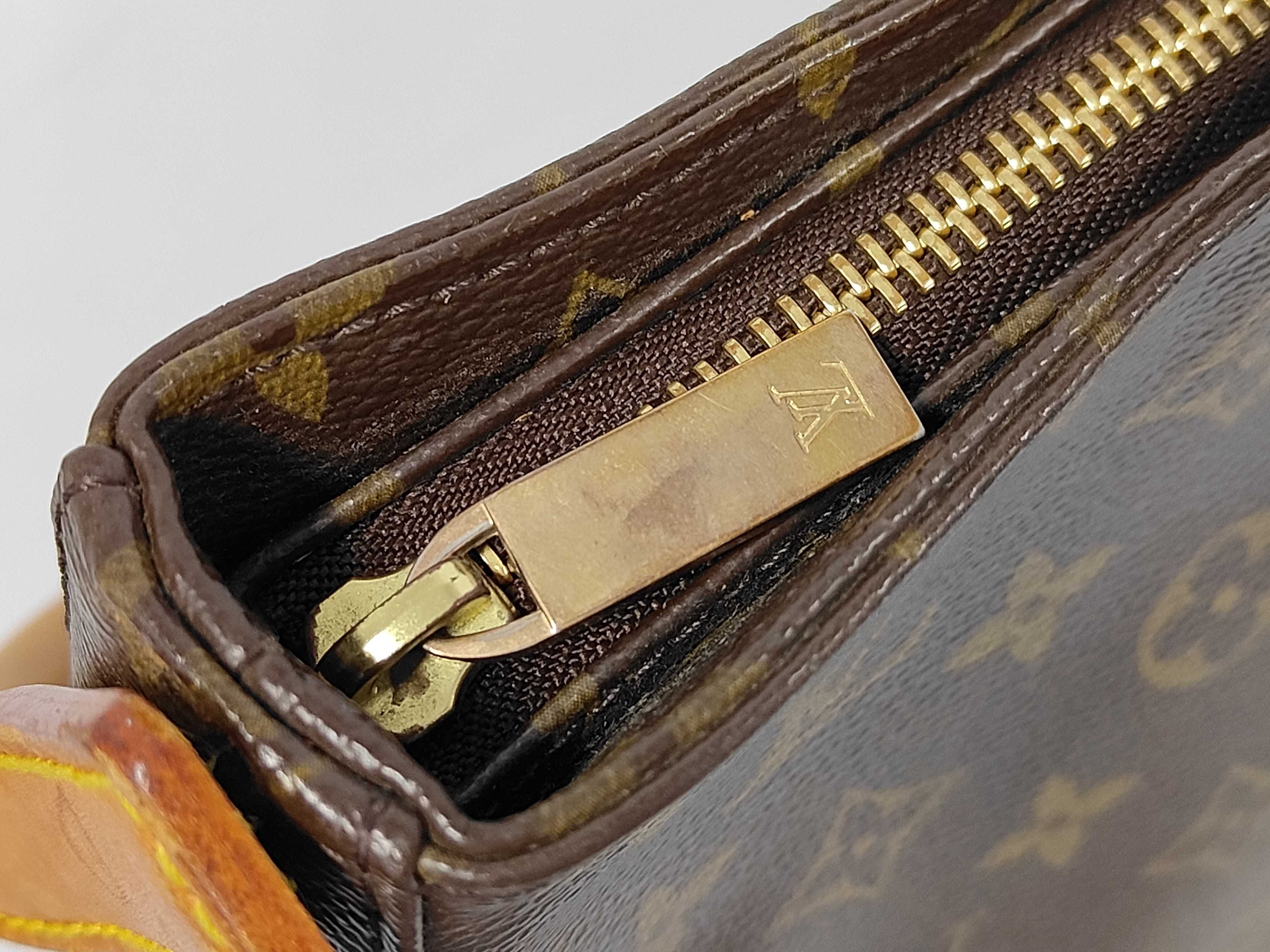 Looping MM Shoulder Bag — view 8