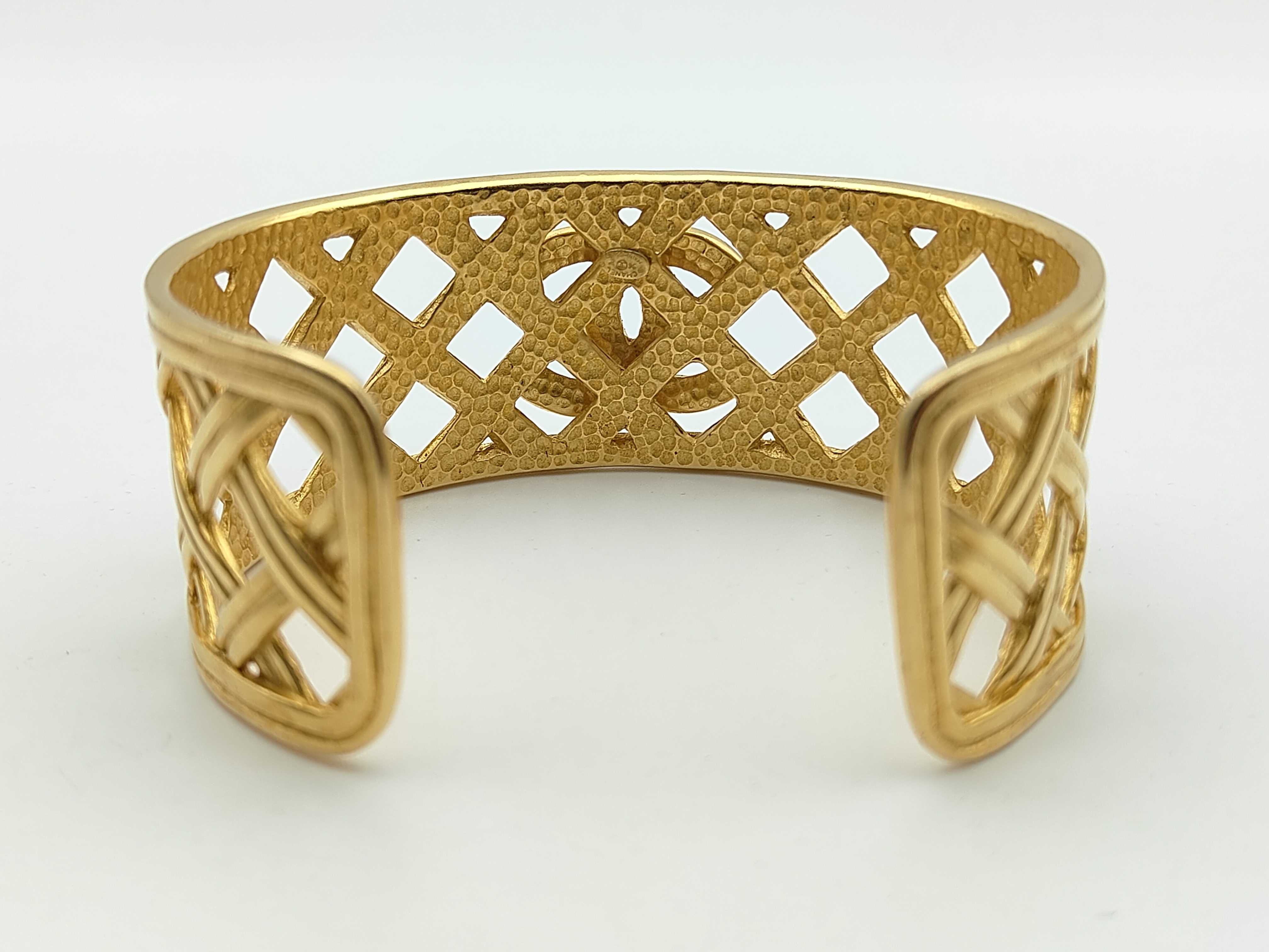 96P Coco Mark Bangle Bracelet — view 2