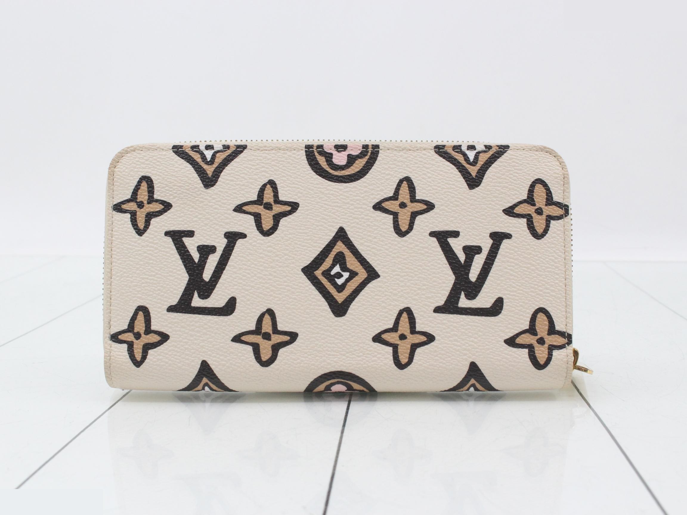 Wild at Heart Zippy Wallet — view 2